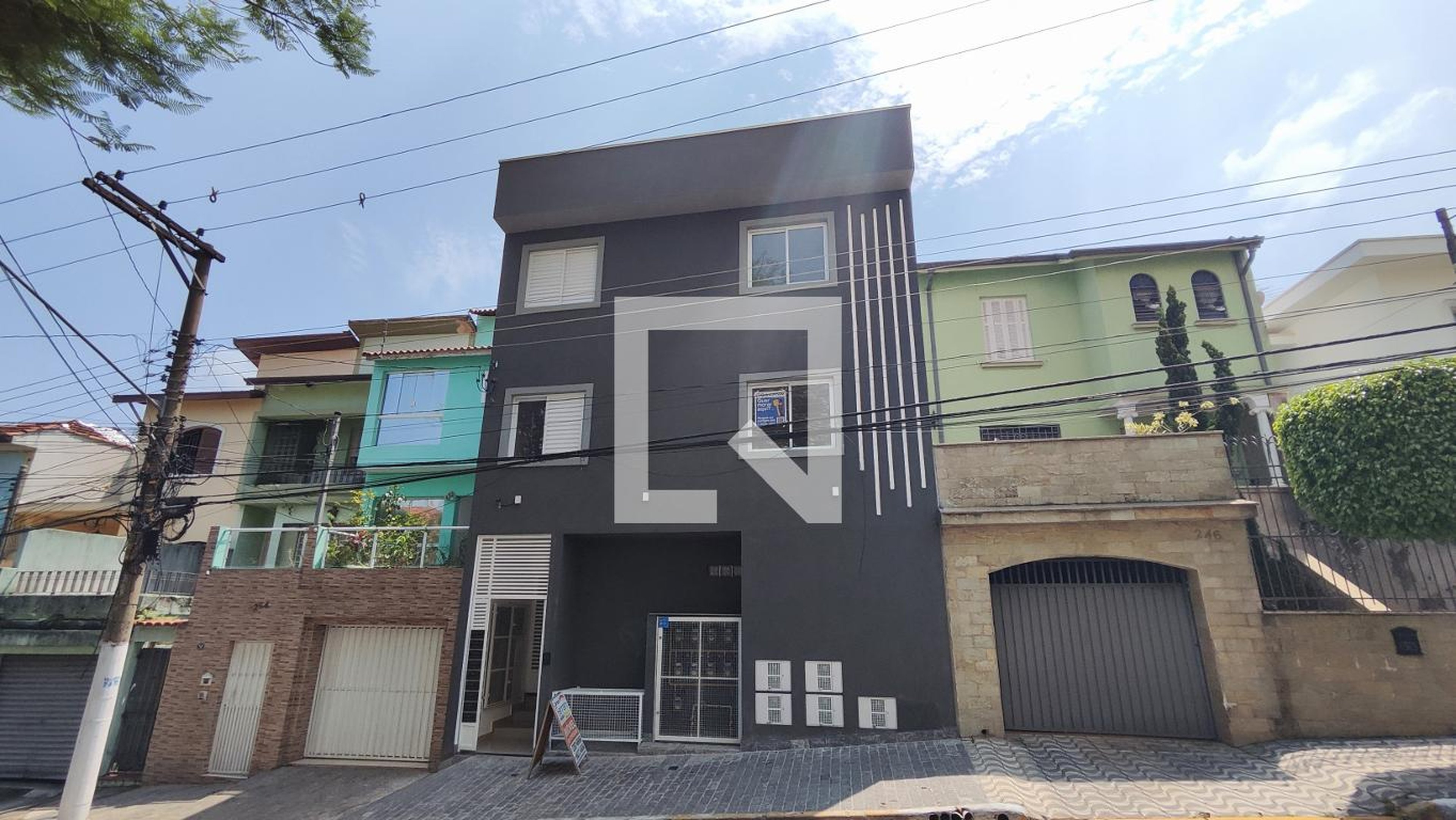 Fachada do Prédio Condomínio em Rua Daniel Rossi, 258