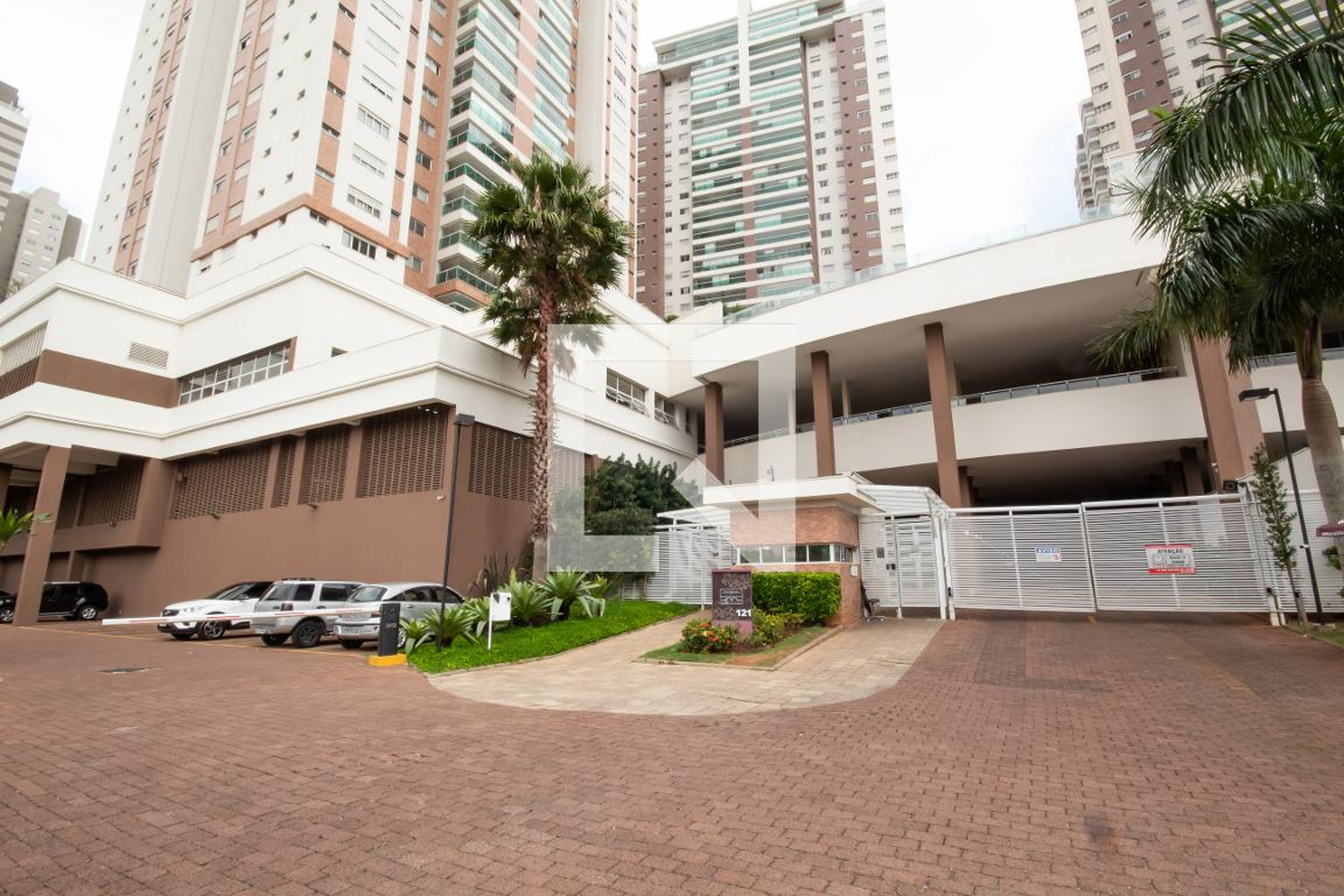 Fachada Condomínio Lorian Boulevard