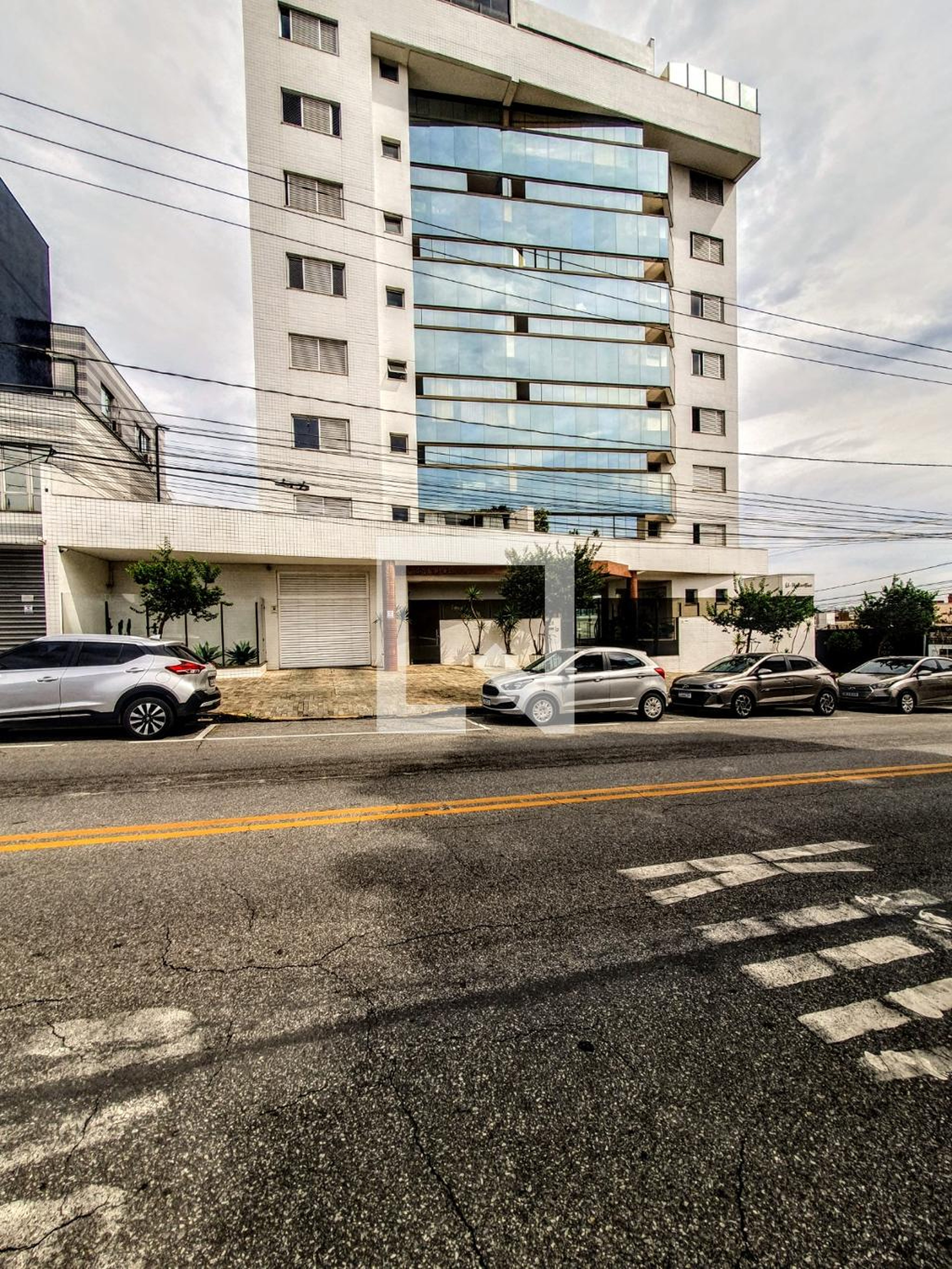 Fachada Condomínio em Rua Coronel Jaíro Pereira, 615