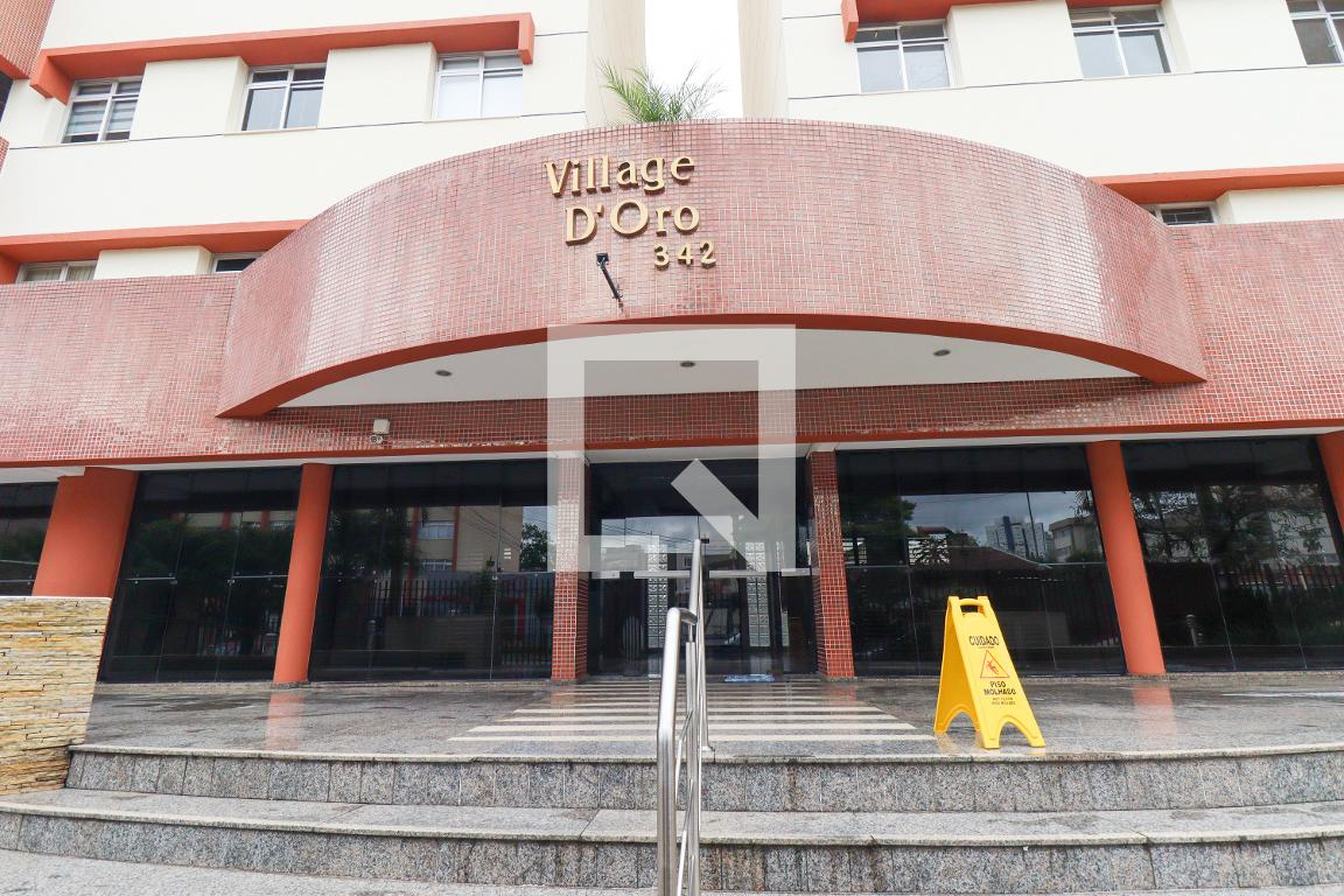 Fachada Condomínio Village D'oro
