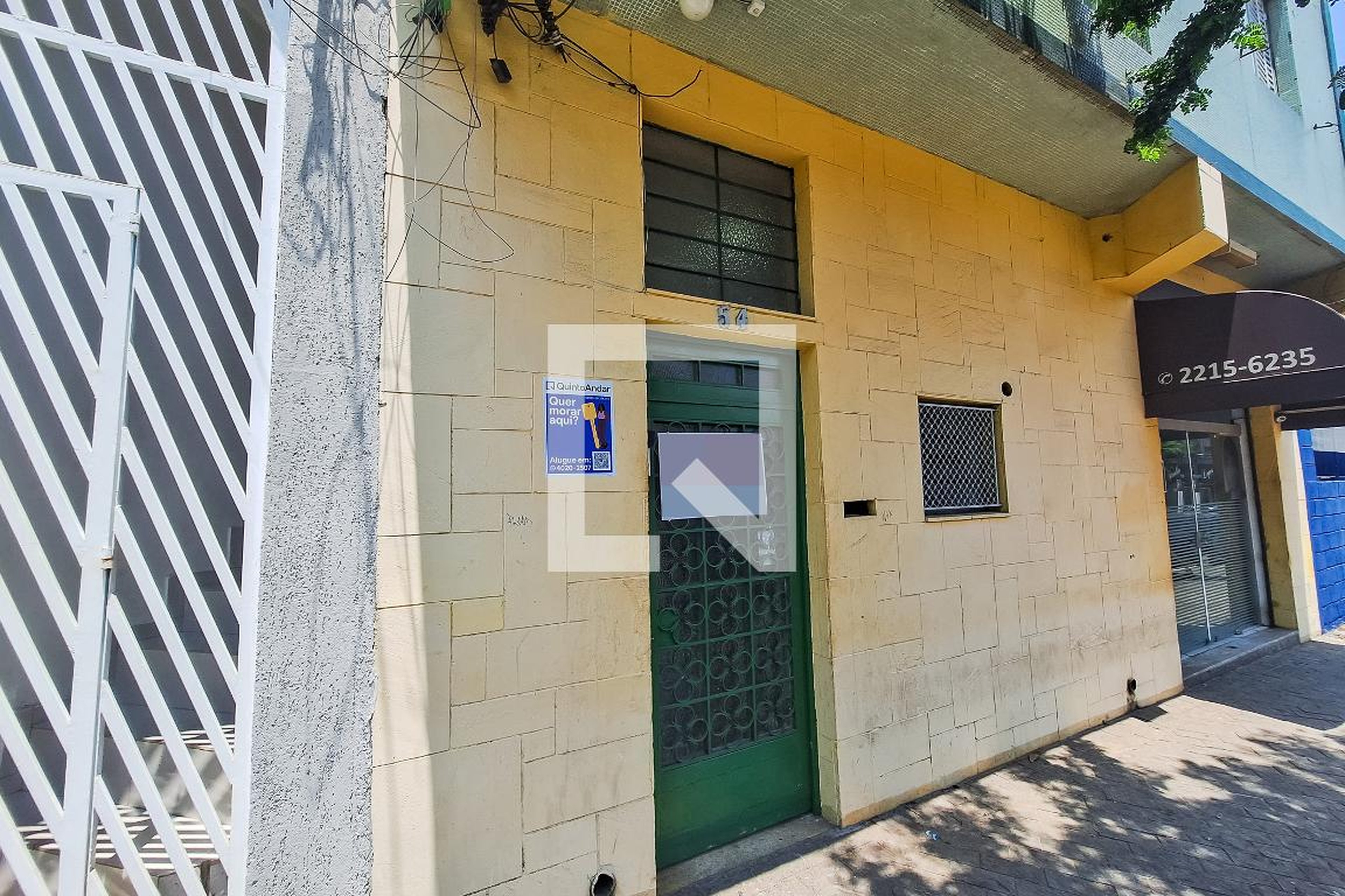 Fachada Condomínio em Rua Benjamin Jafet, 54