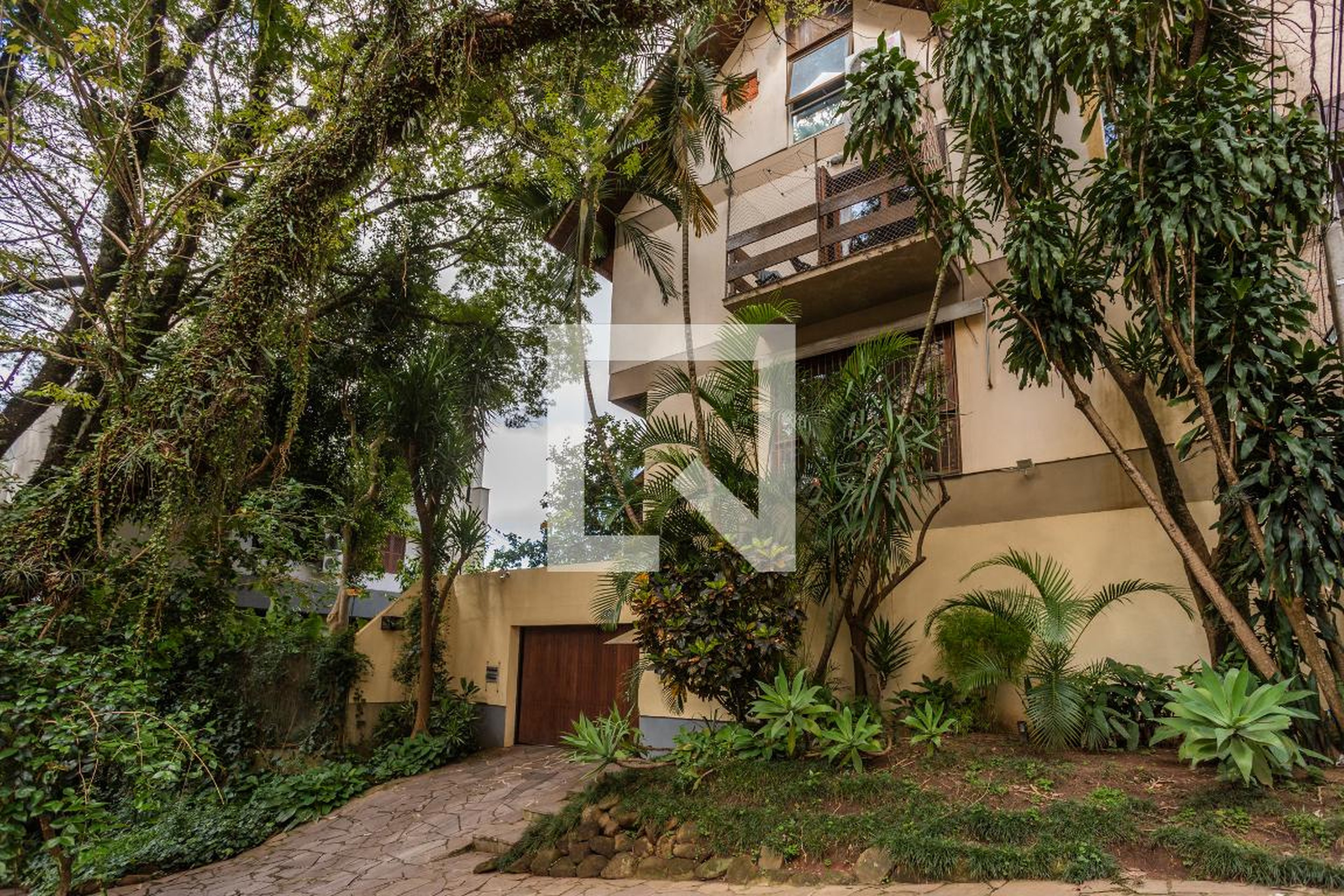 Fachada Condomínio em Rua Doutor Freire Alemão, 760