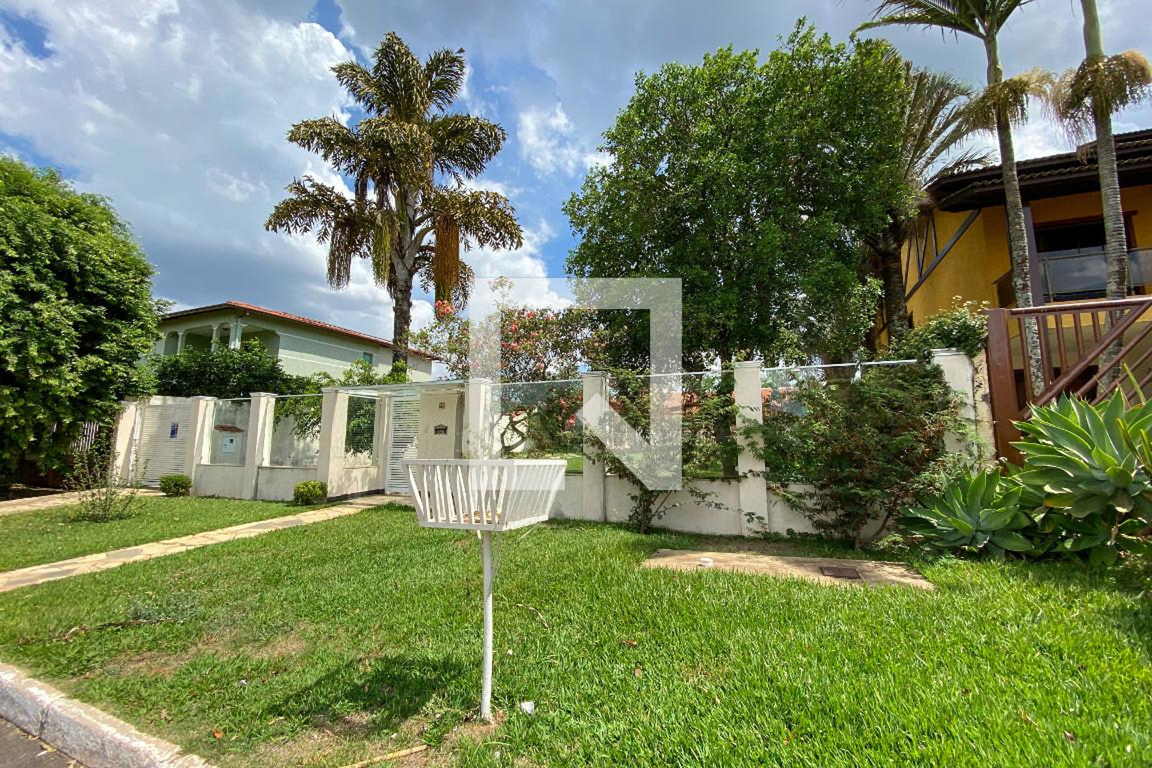 Fachada Condomínio em Sh Dom Bôsco/Condomínio do Lago Sul Conjunto C, 32