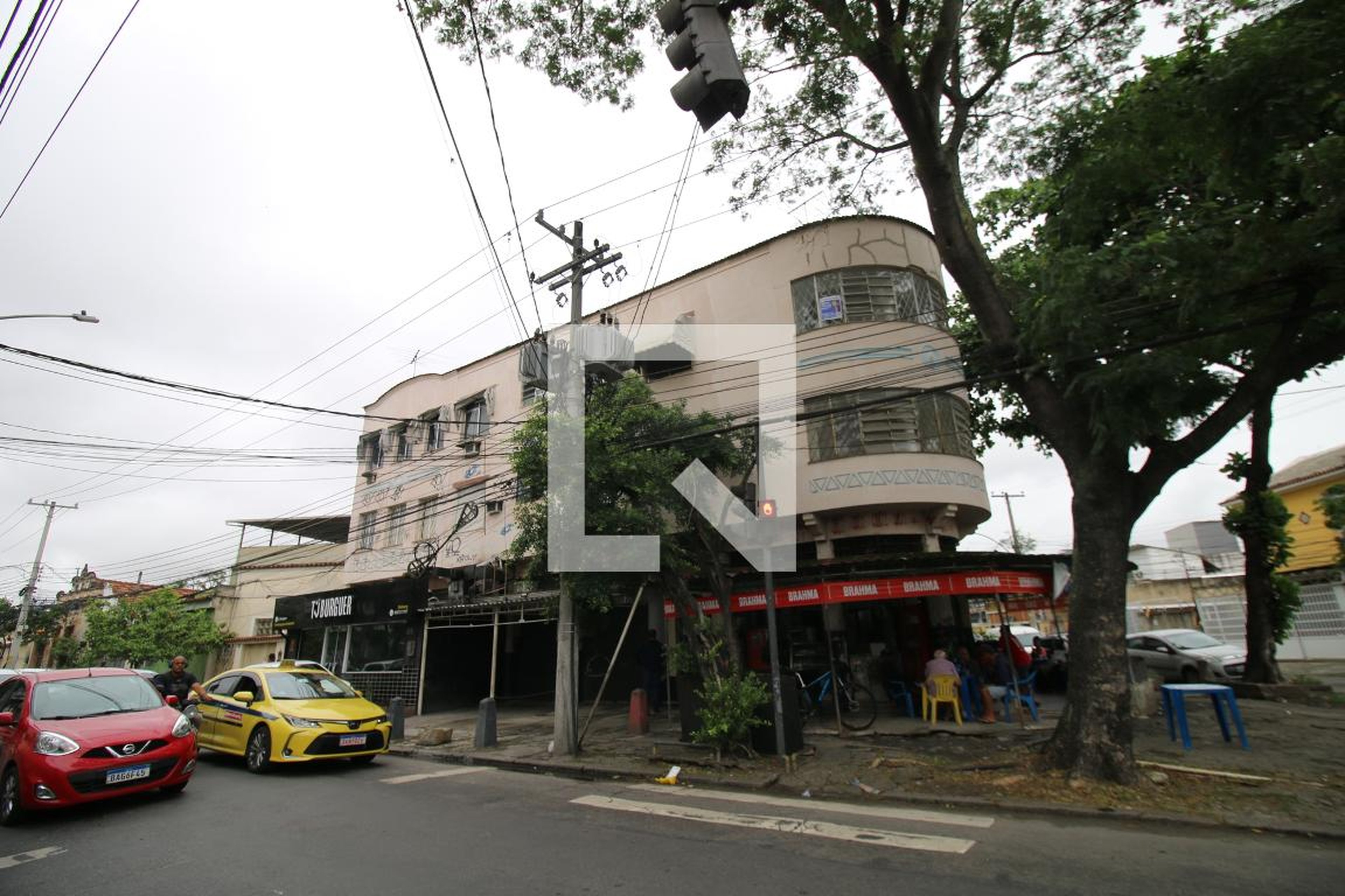 Fachada do Prédio Condomínio em Rua Noêmia Nunes, 518