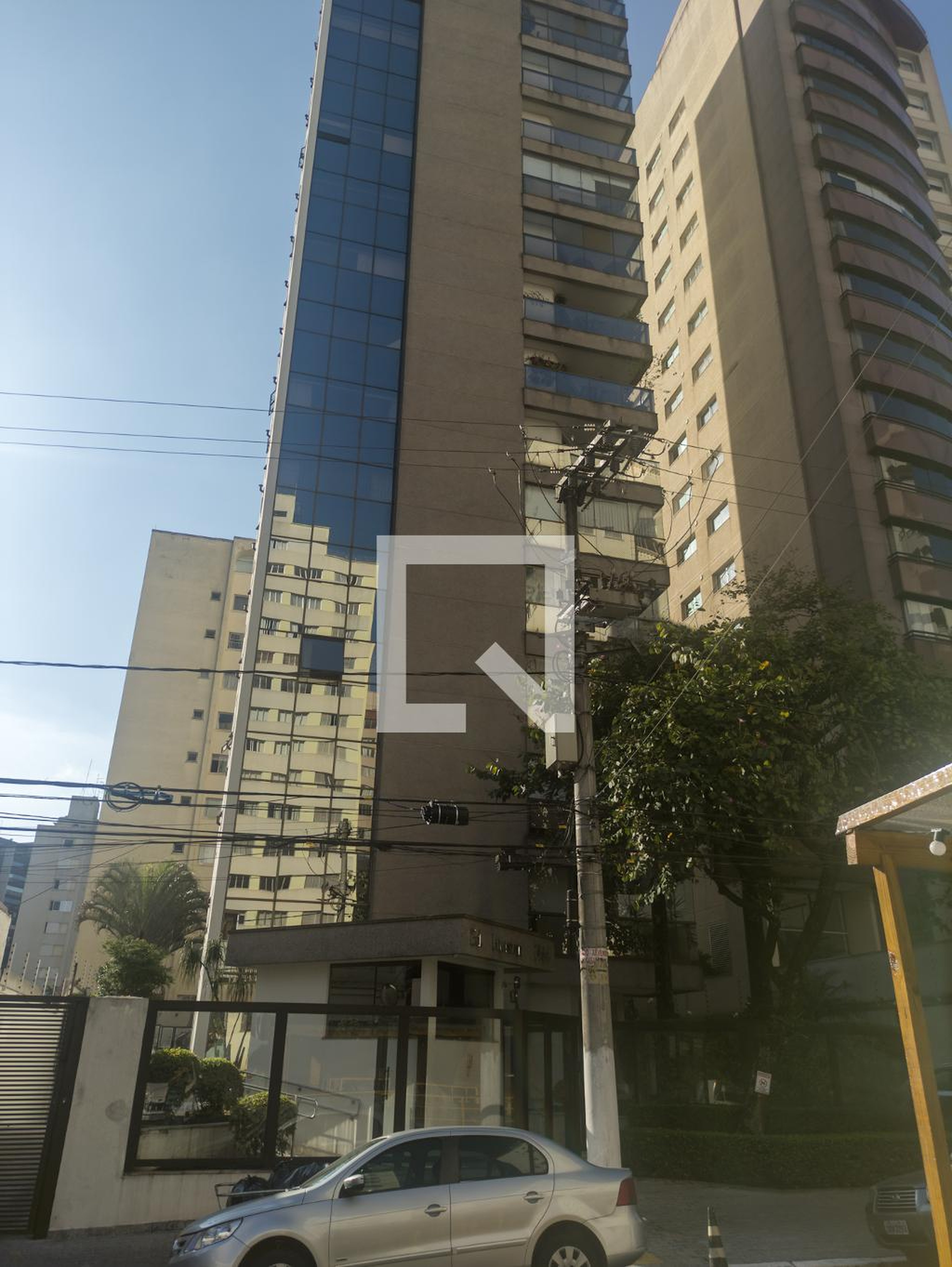 Fachada do Prédio Condomínio Huantar