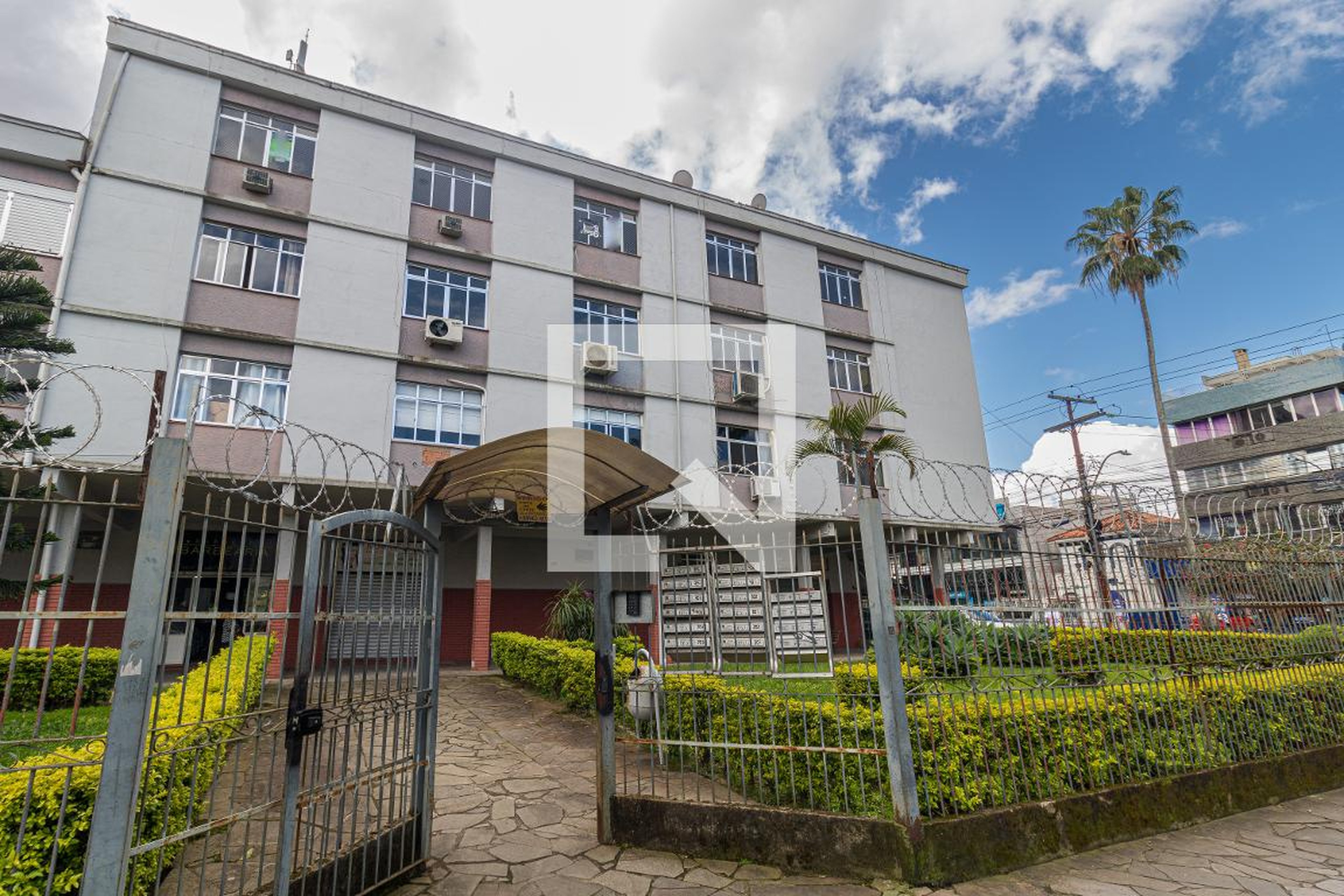 Fachada do Prédio Condomínio em Rua Barbedo, 756