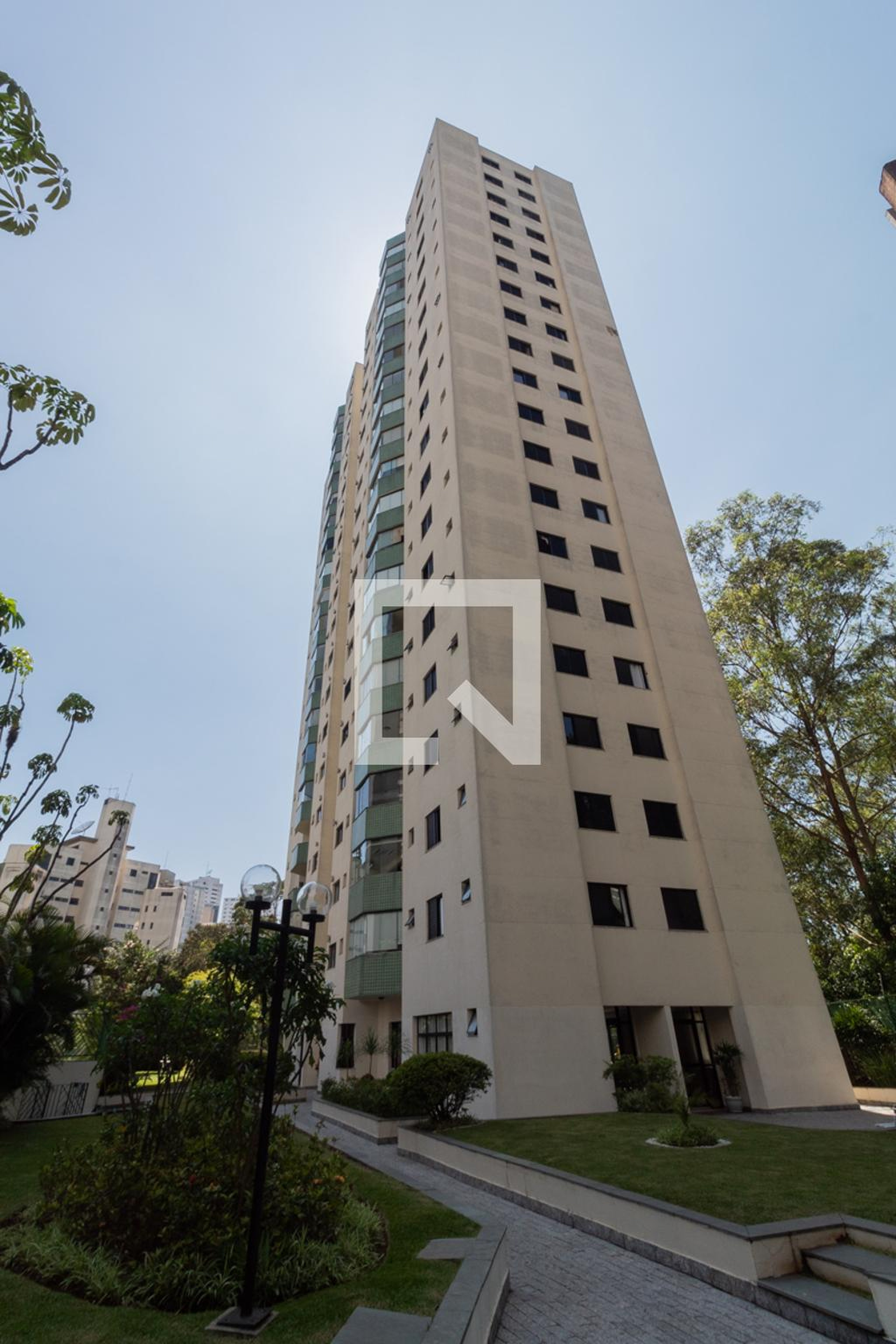 Fachada do Prédio Condomínio em Rua José Maria Gonçalves, 125