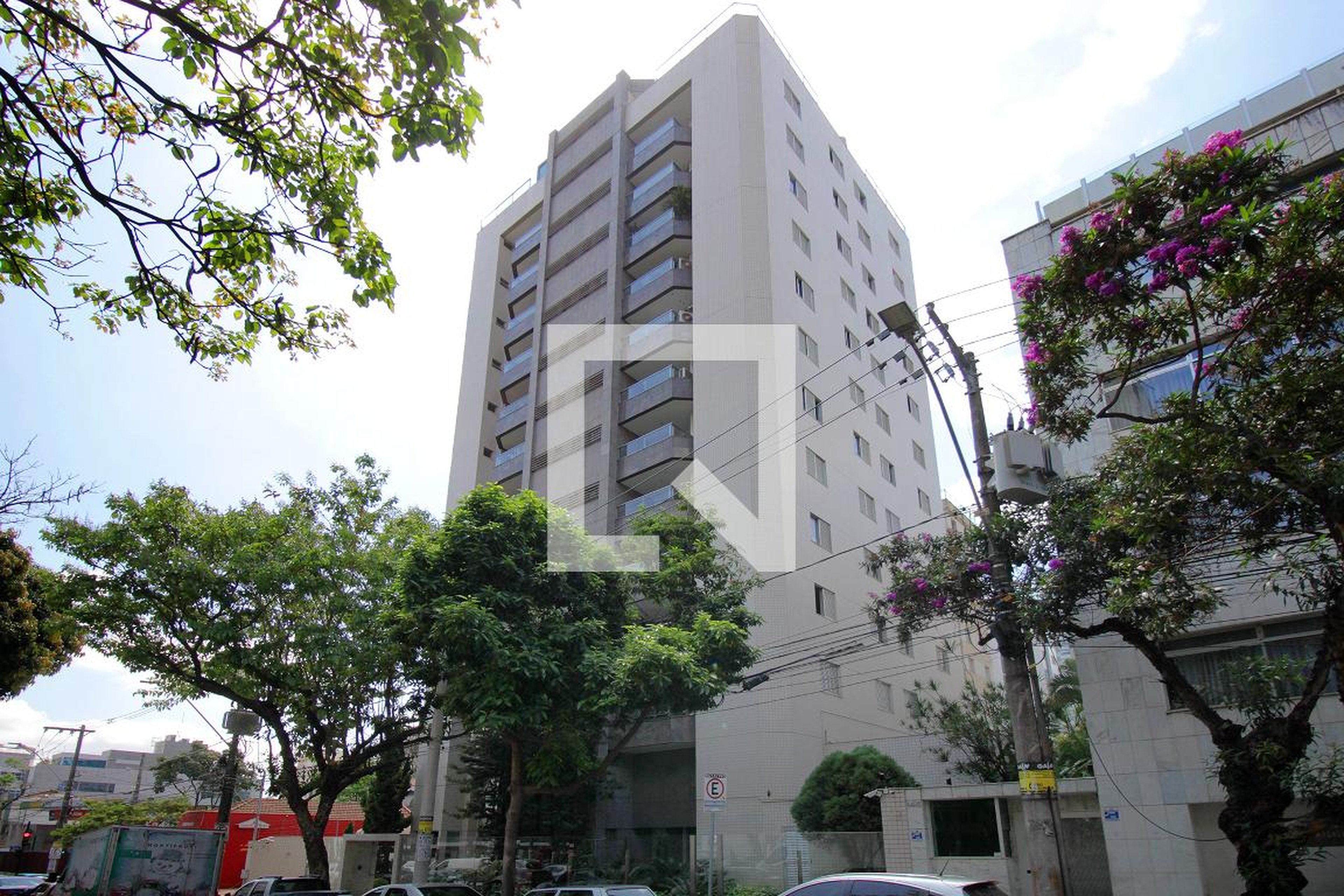 Fachada do Prédio Condomínio em Avenida Bernardo Monteiro, 1397