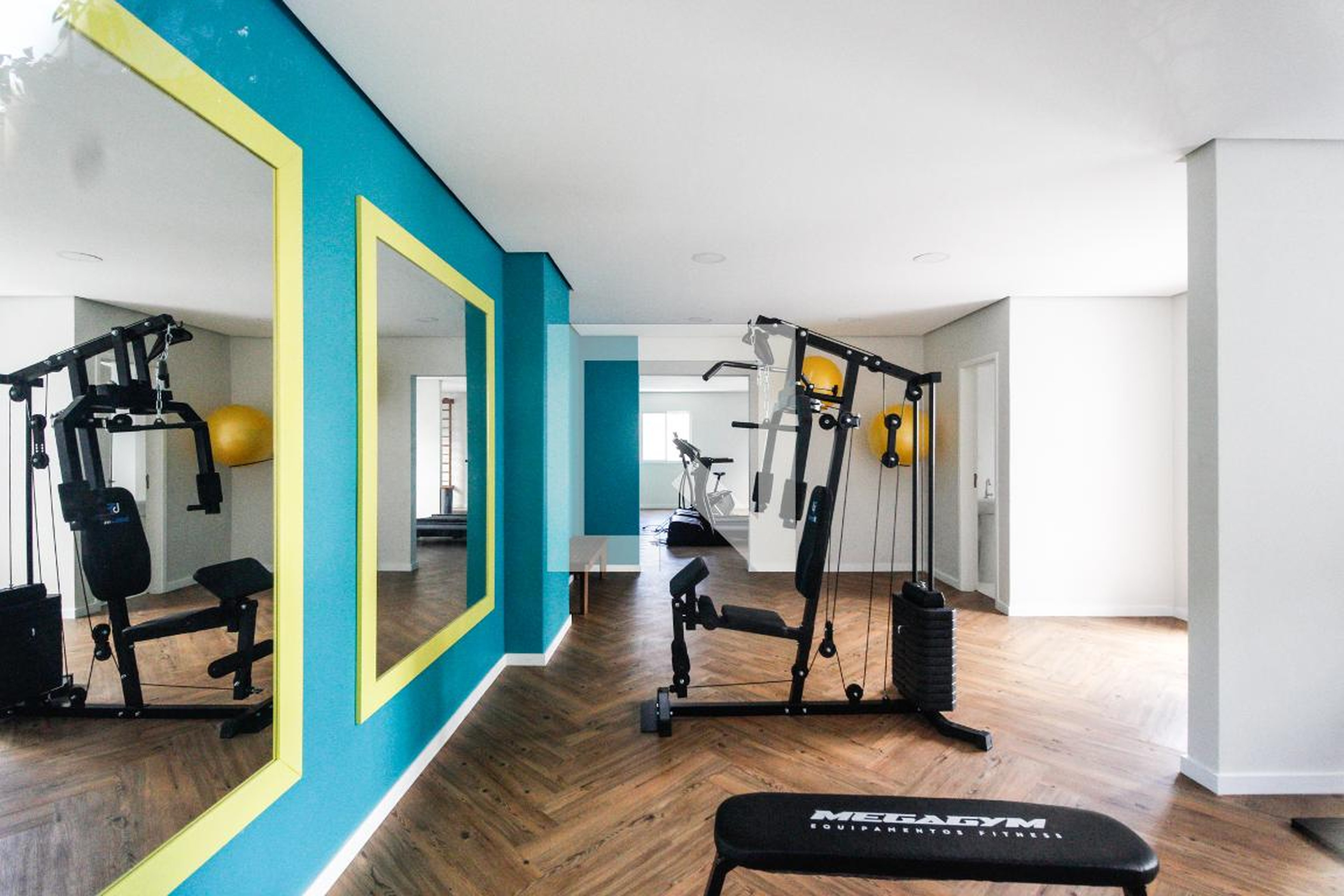 Academia - Econ Life