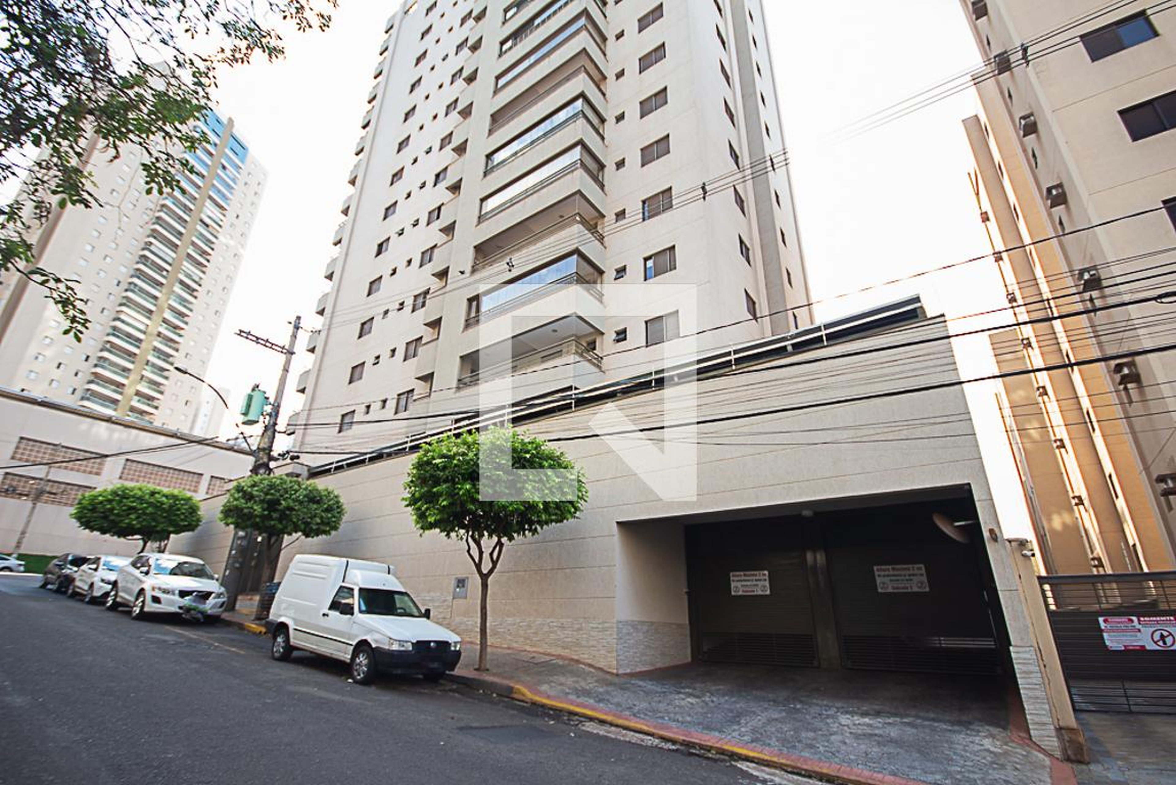 Fachada do condomínio Condomínio Florença