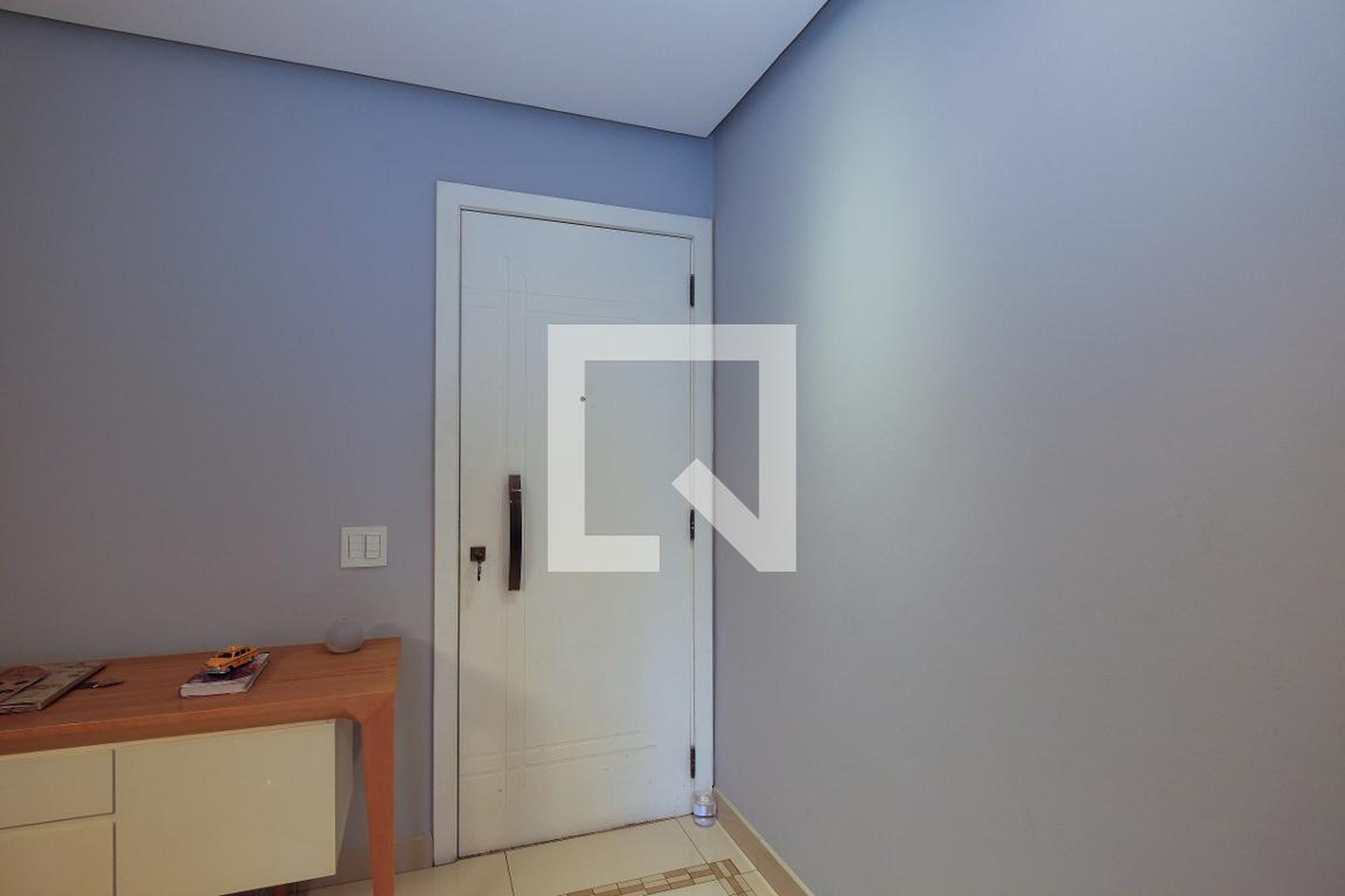 Entrada Condomínio em Rua Almirante João Cândido Brasil, 58