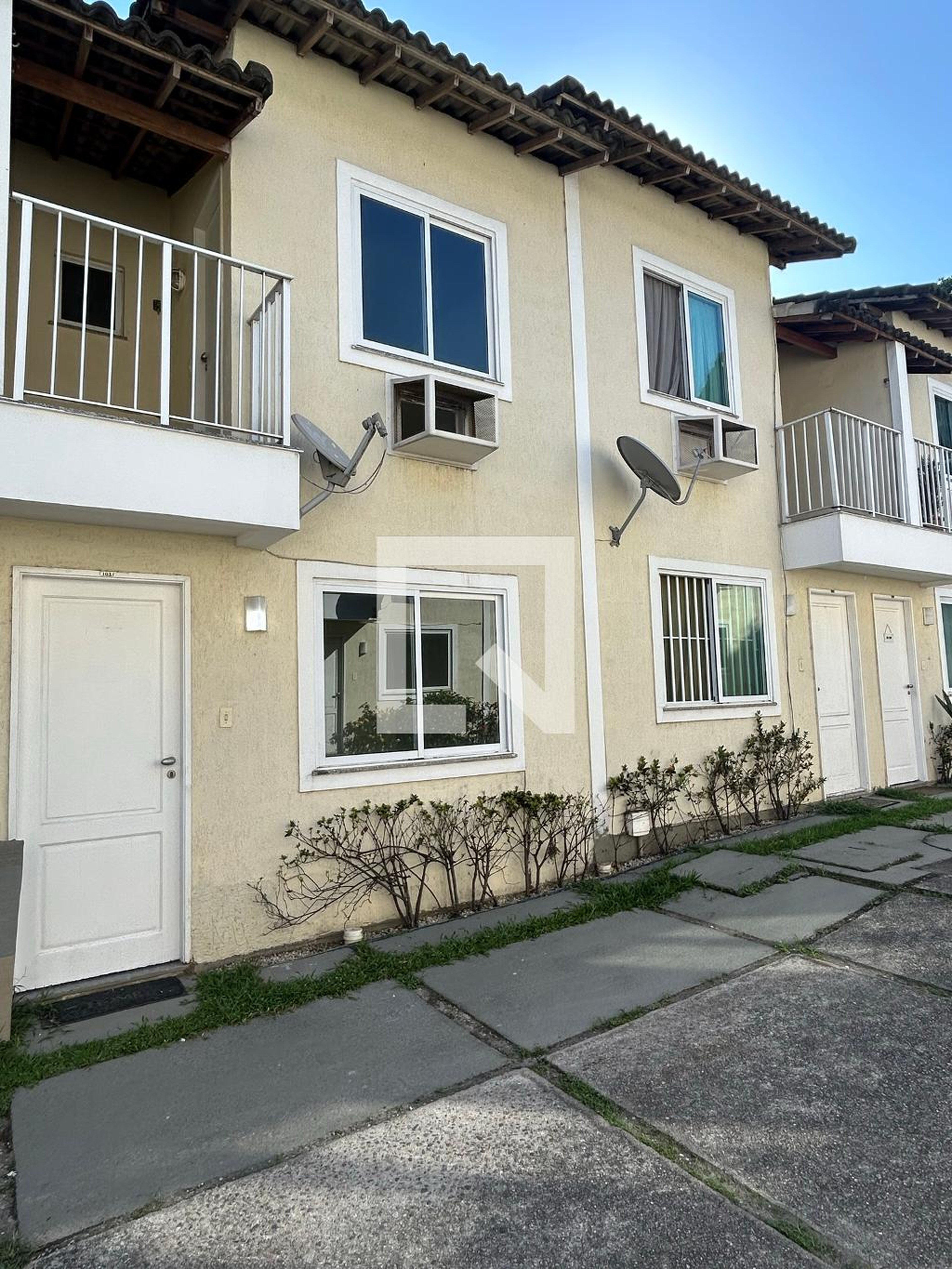 Fachada Condomínio em Rua Casa Grande, 104
