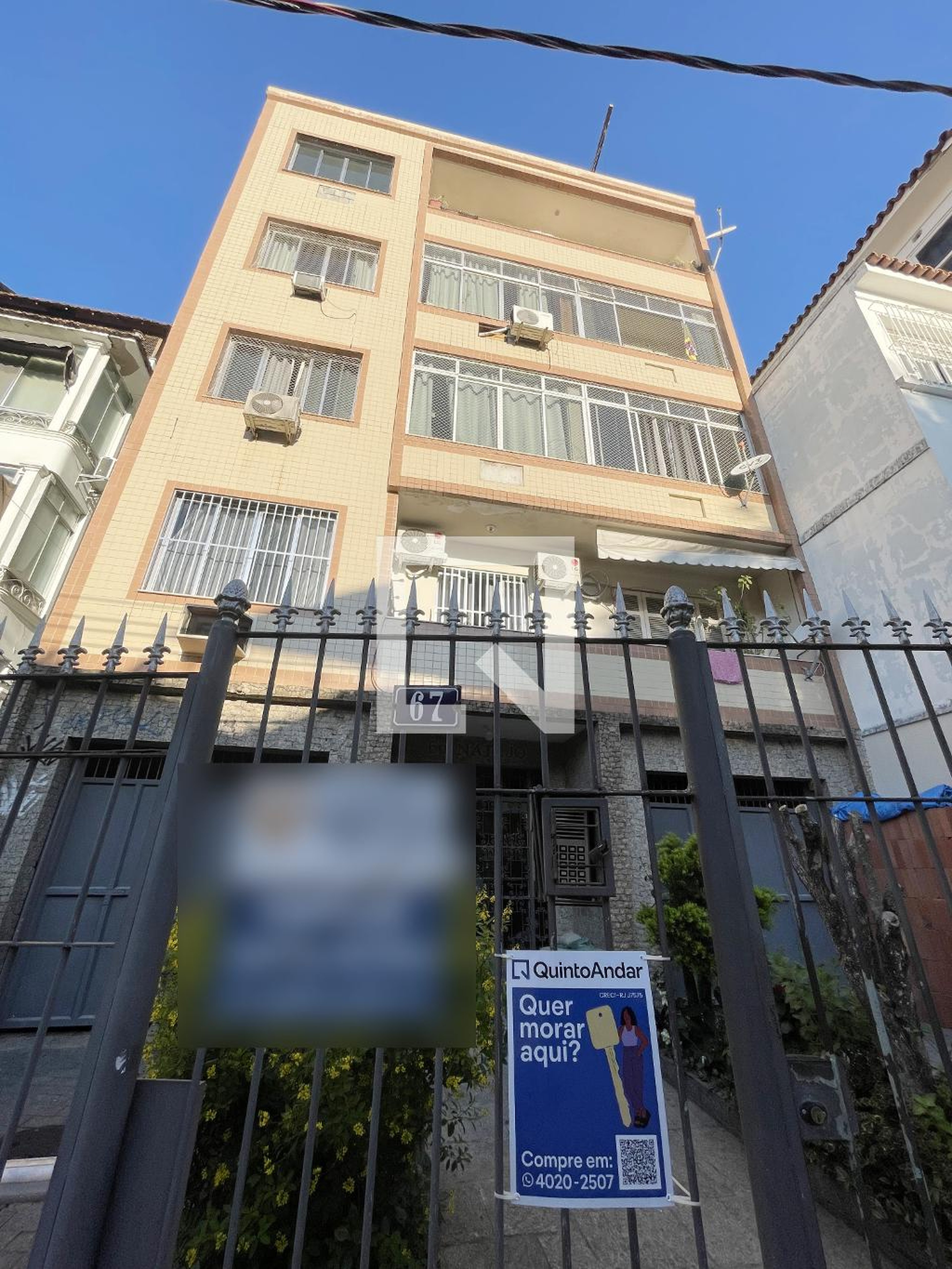 Fachada Condomínio em Rua Sousa Cruz, 67