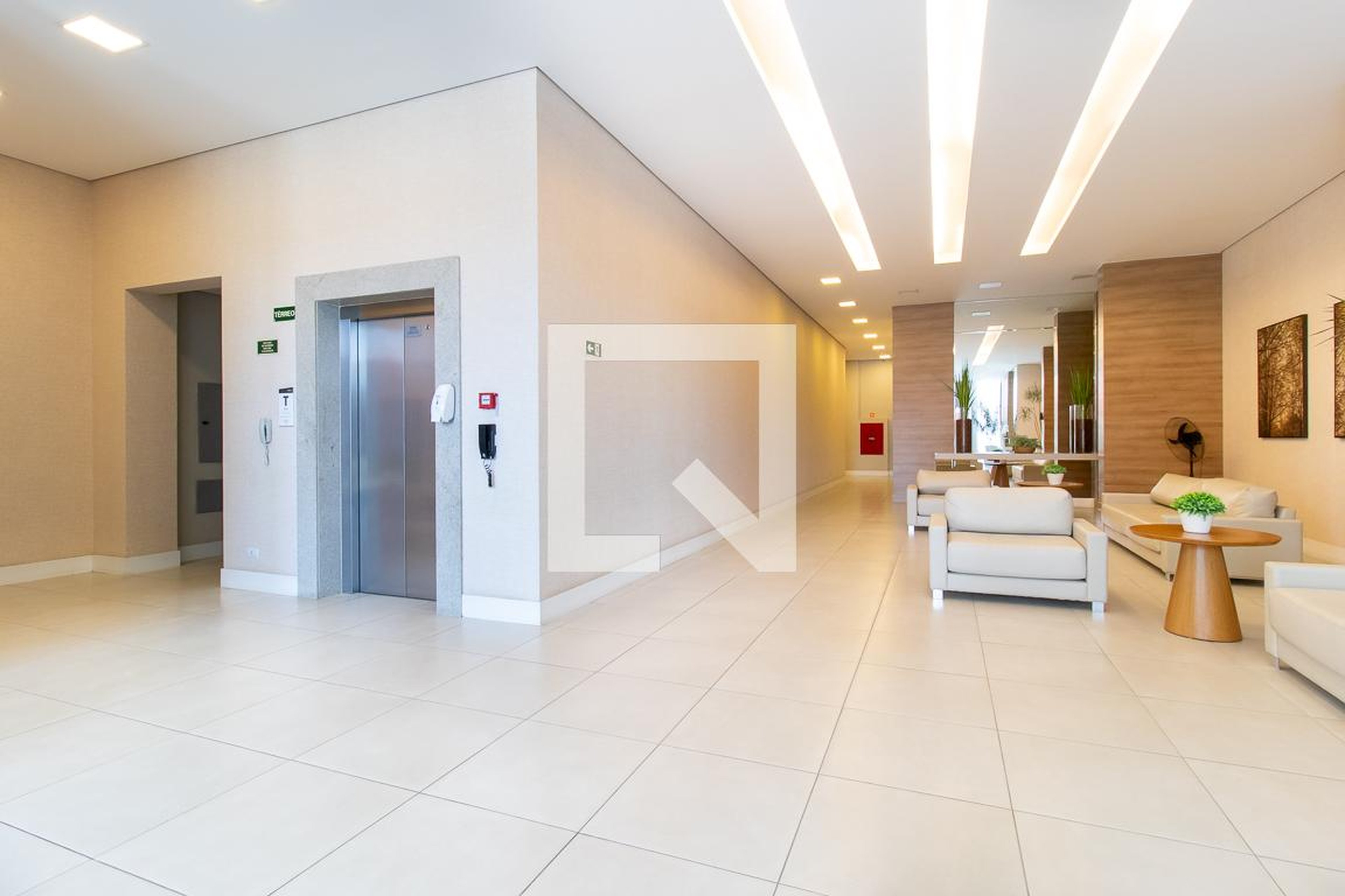 Hall de entrada - Piemonte Versatile Home