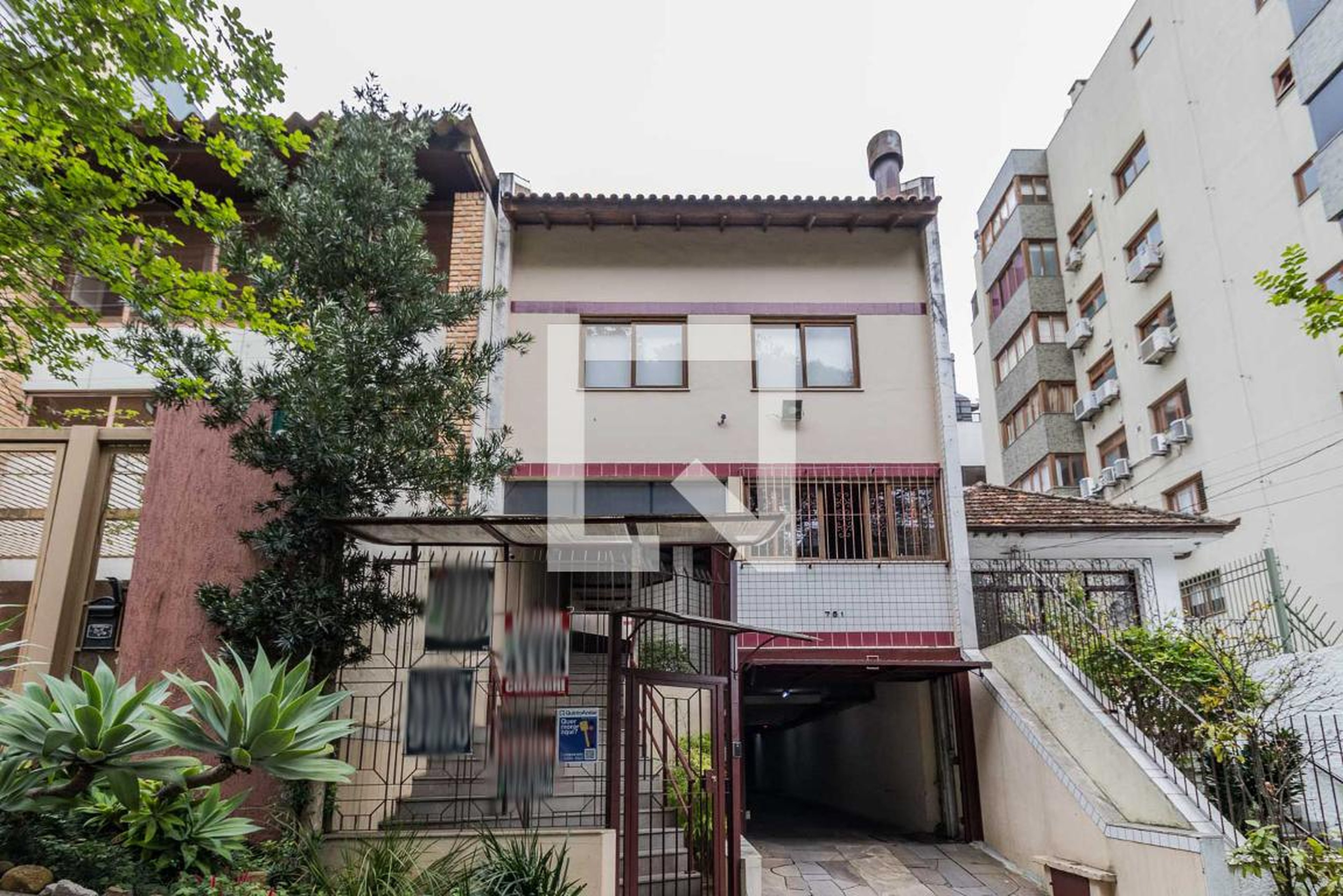 Fachada Condomínio em Rua Doutor Freire Alemão, 751