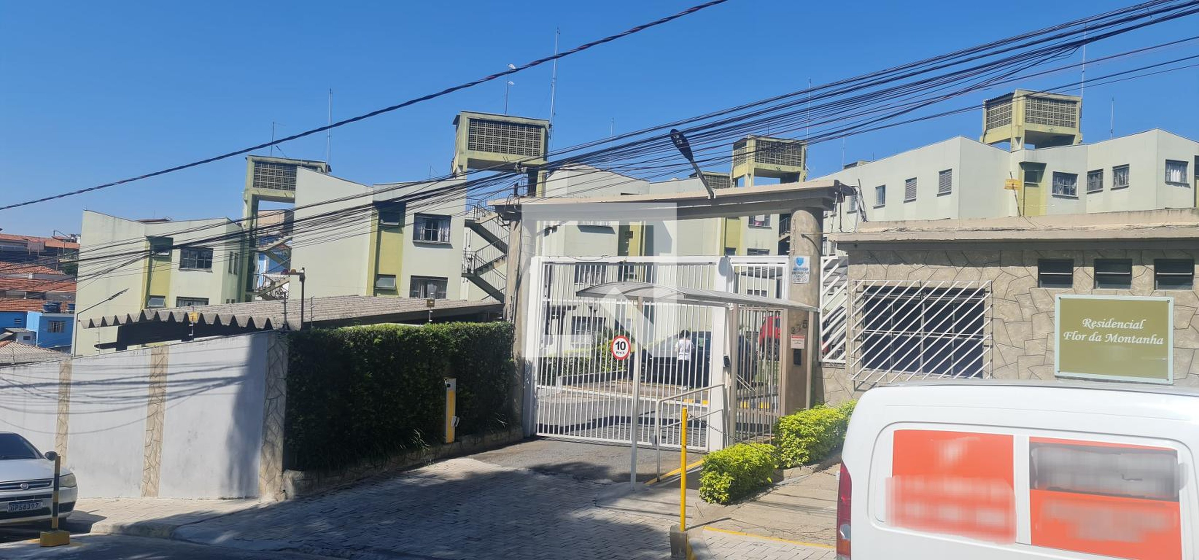 Fachada Residencial Flor da Montanha