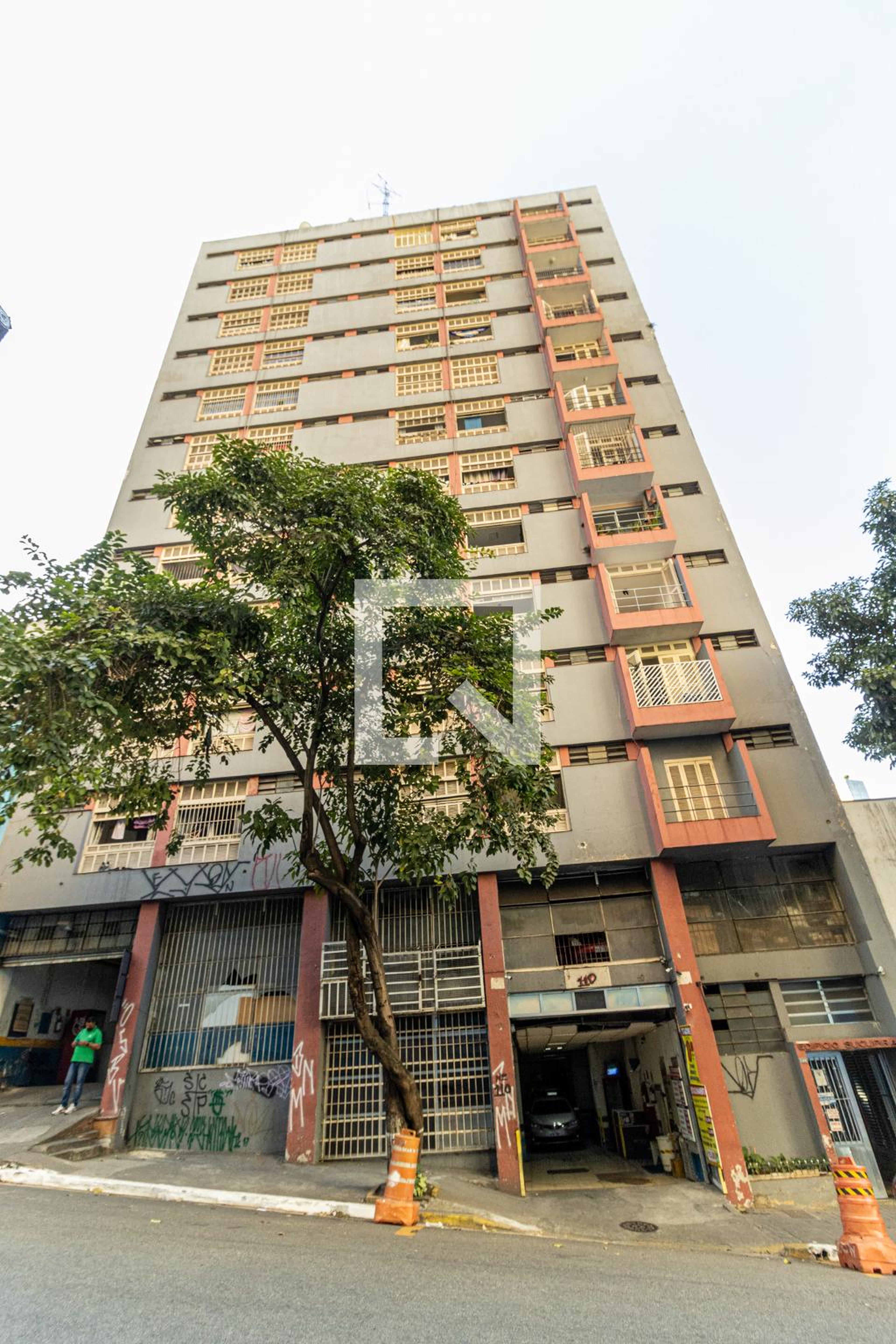 Fachada Condomínio em Rua Capitão-mor Jerônimo Leitão, 107