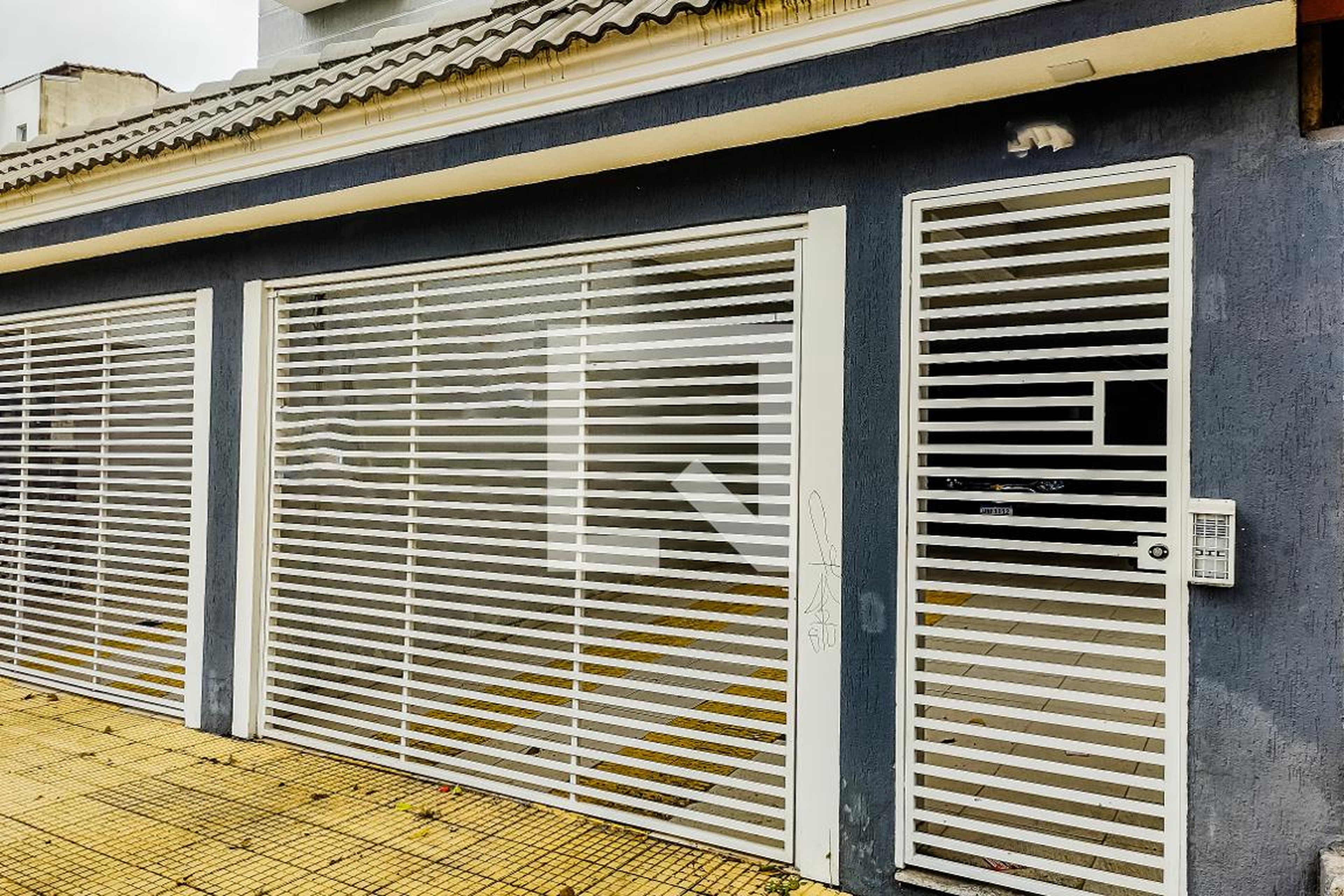 Fachada Condomínio em Rua Congonhas, 174