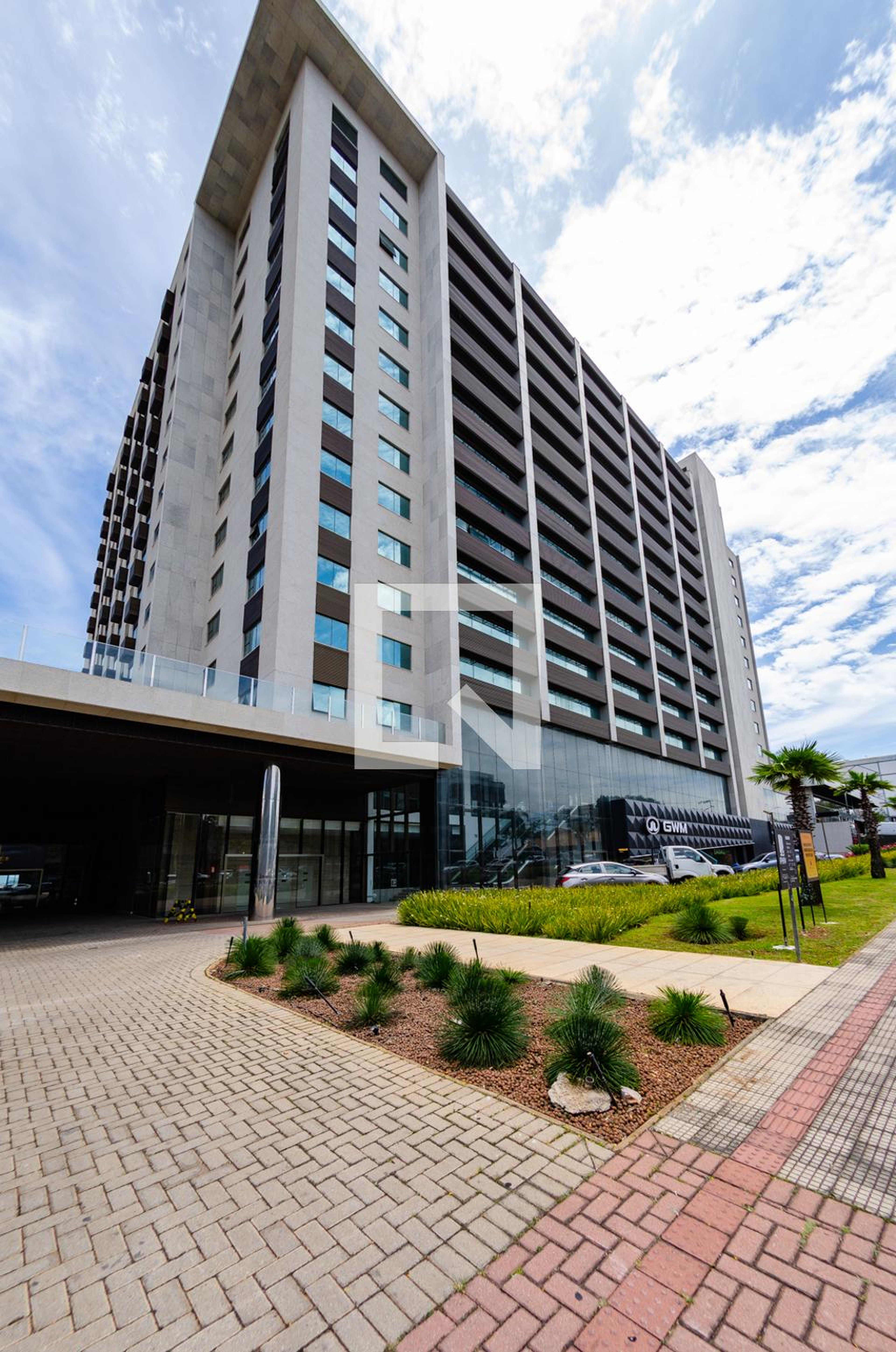 Fachada Condomínio em Avenida Raja Gabáglia, 3649