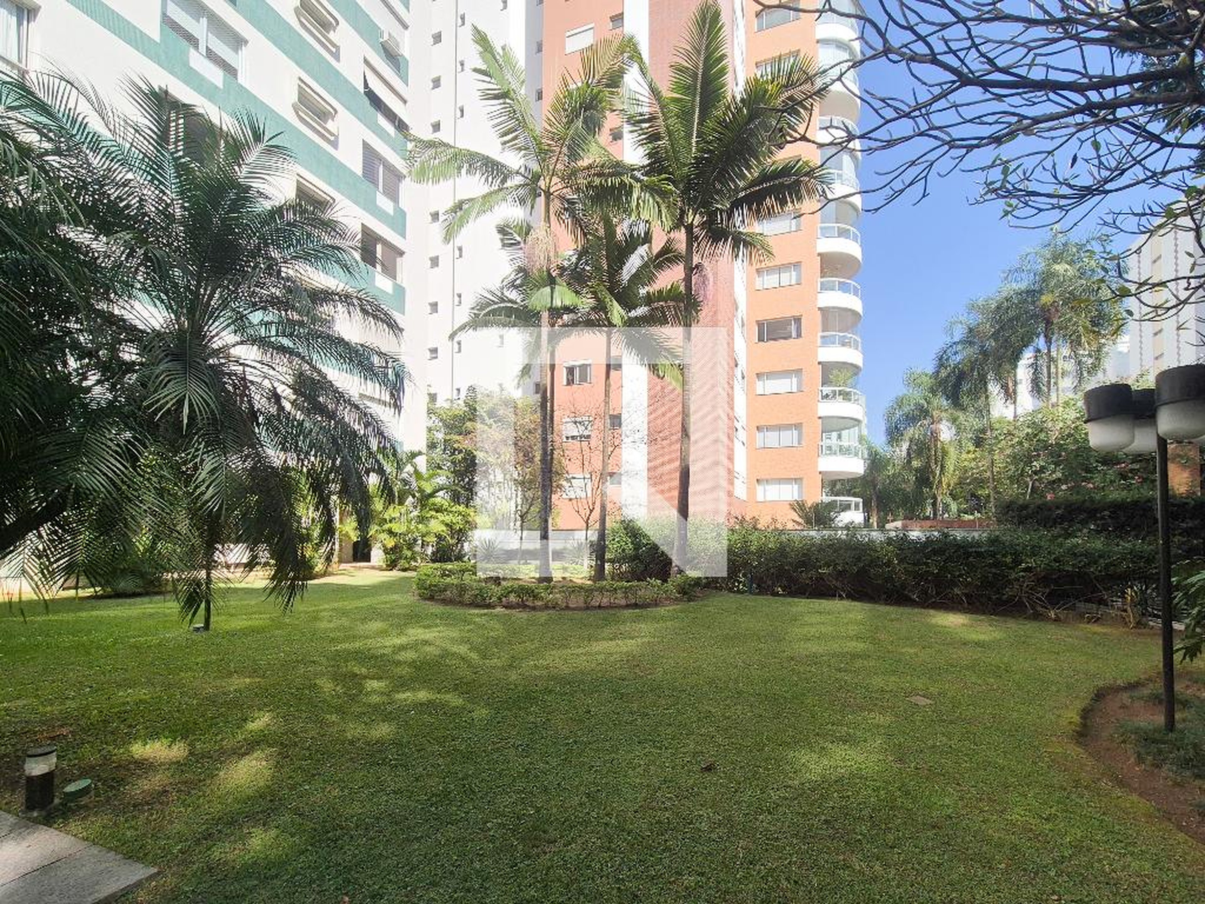 Área comum - Alvarengas