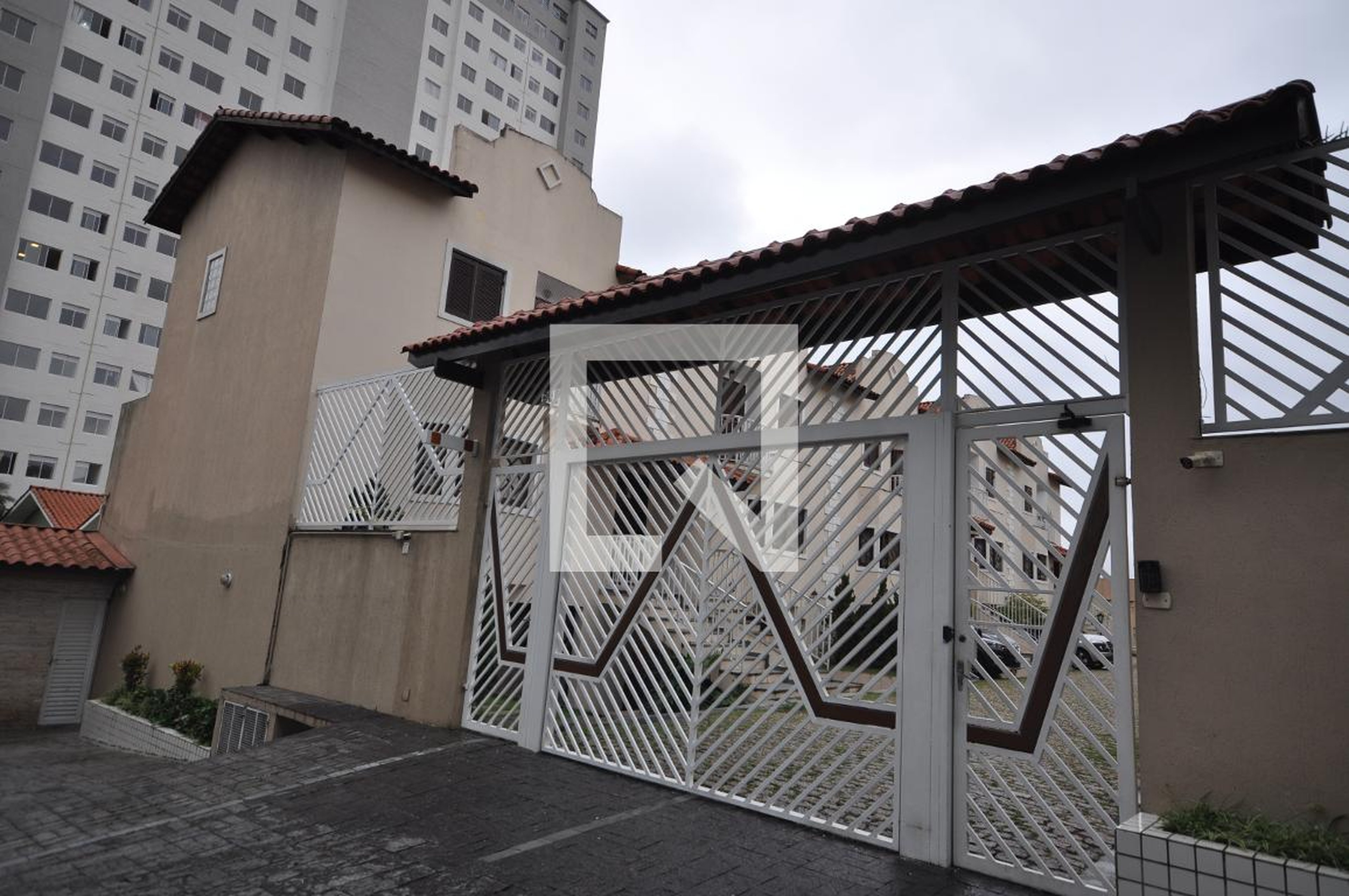 Fachada Condomínio em Rua Itá, 173