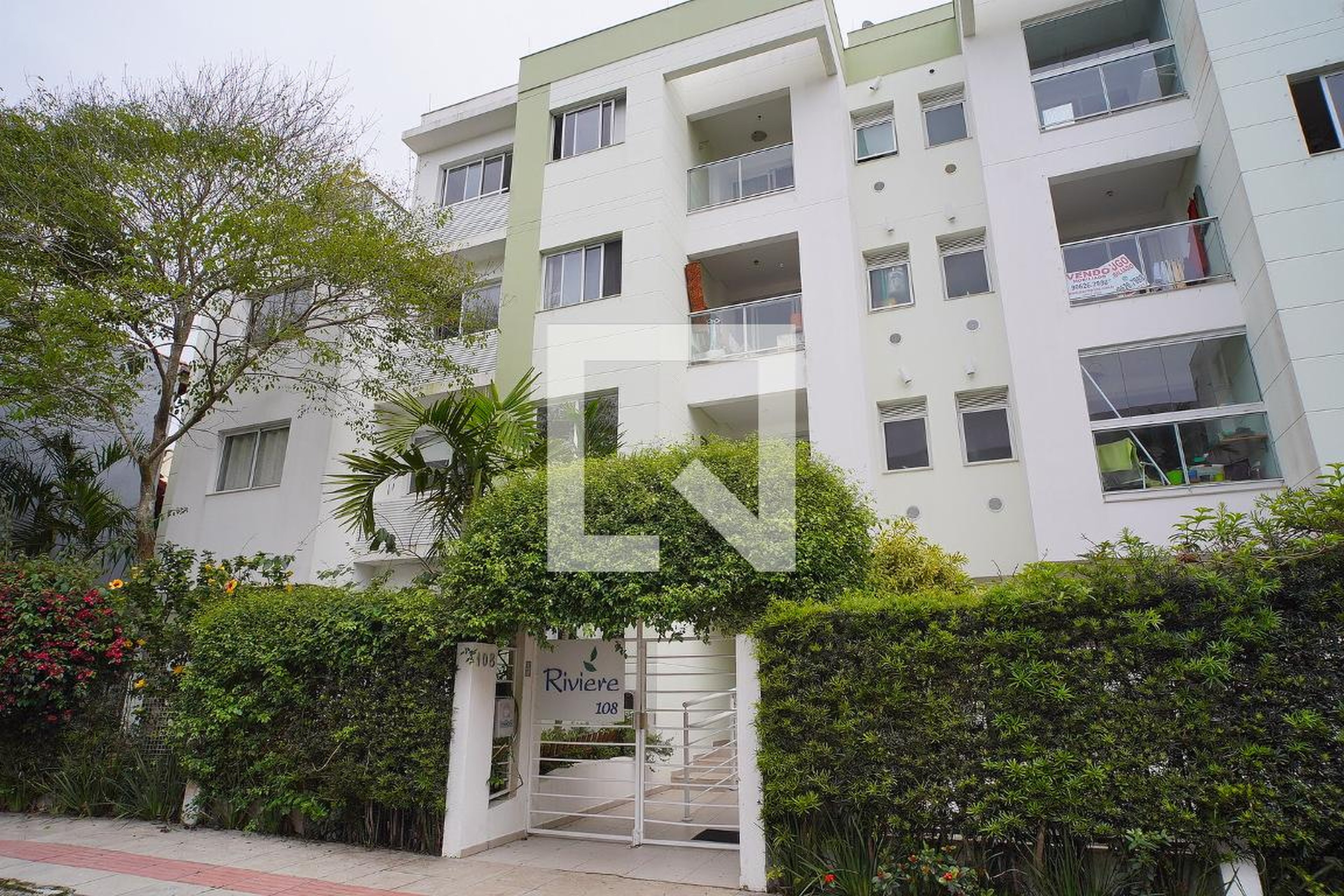 Fachada do Prédio Condomínio Riviere
