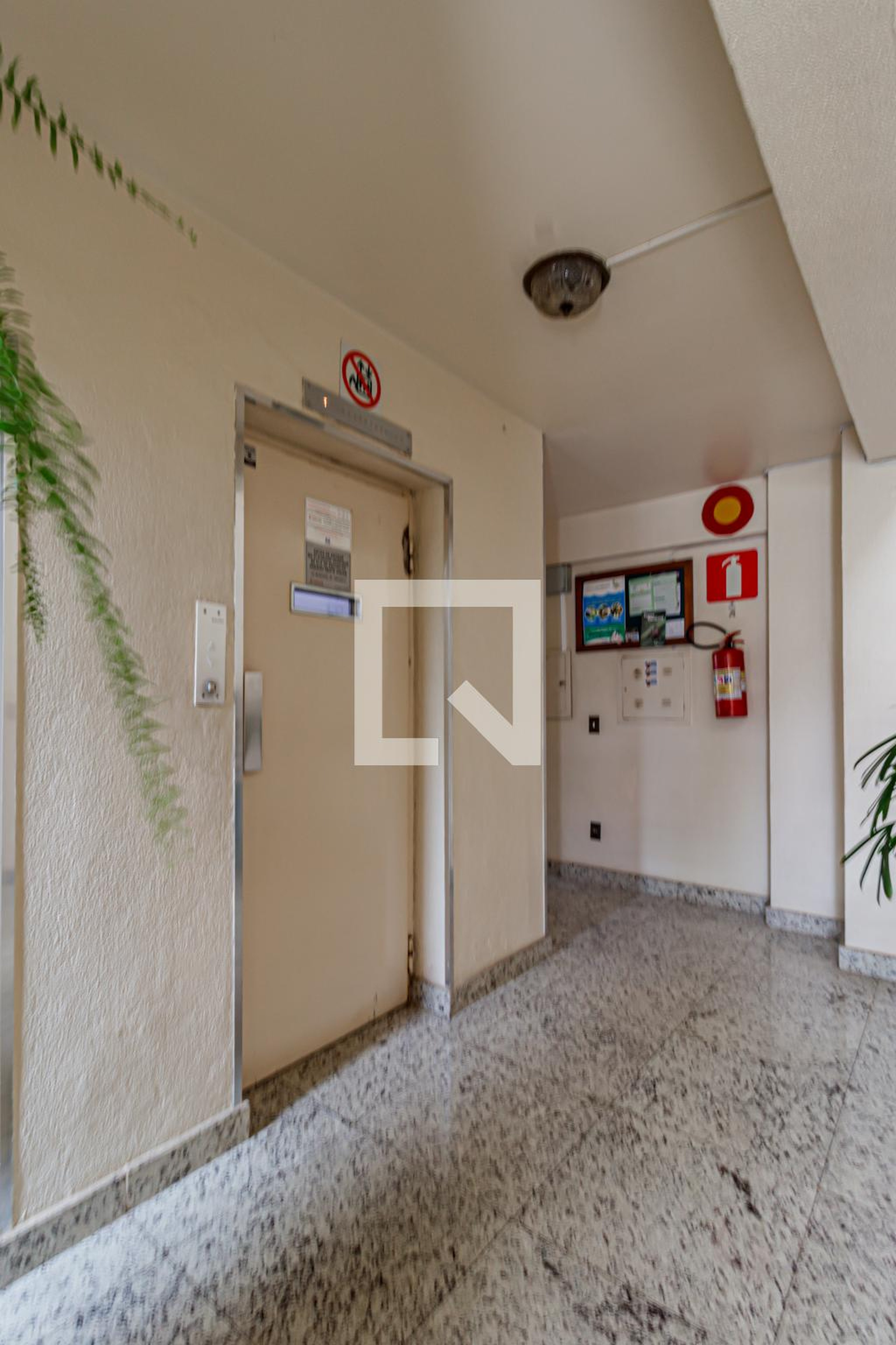 Elevador - Alabastro