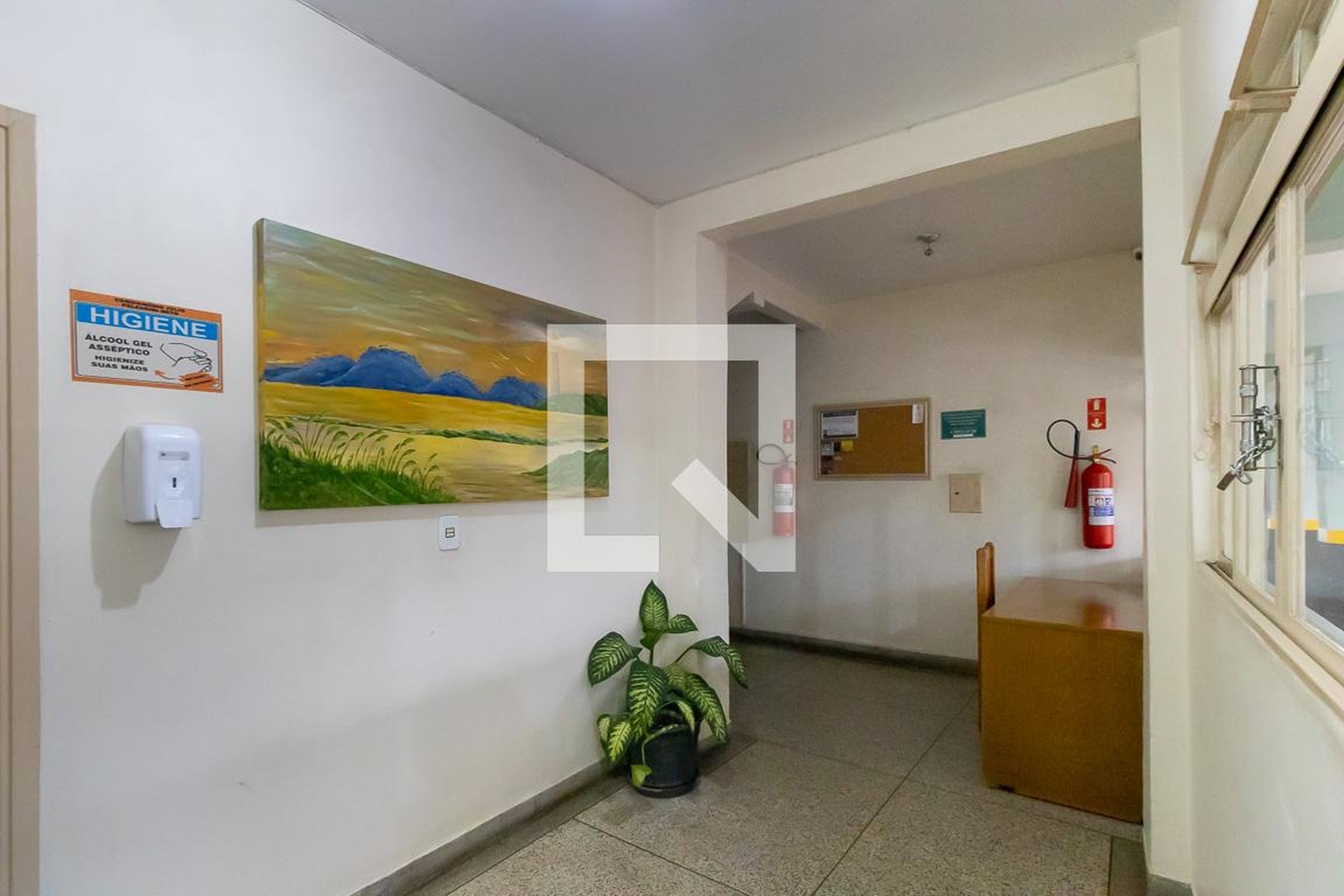 Hall - Julio Pelegrine Netto