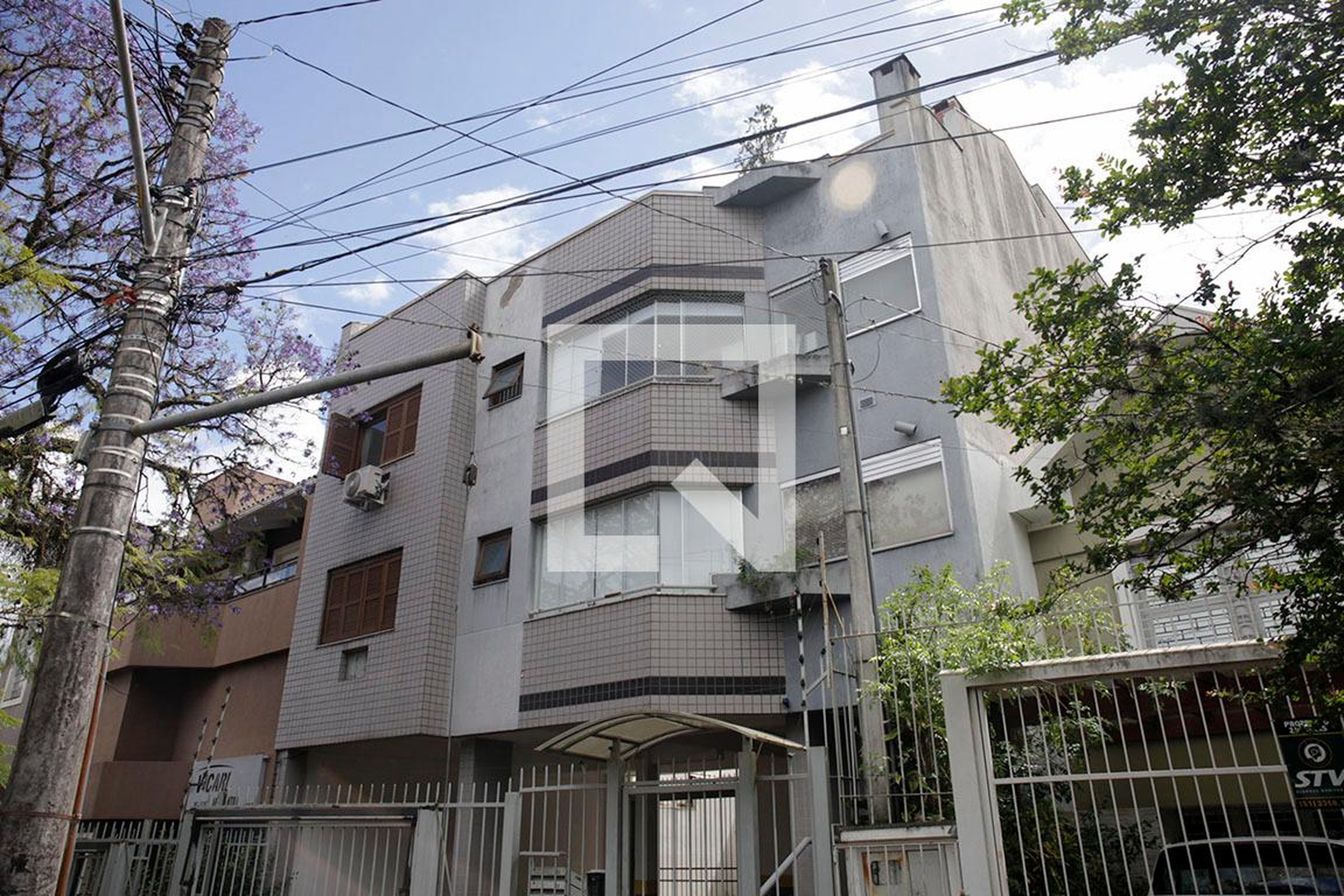 Fachada Condomínio em Avenida São Pedro, 1708