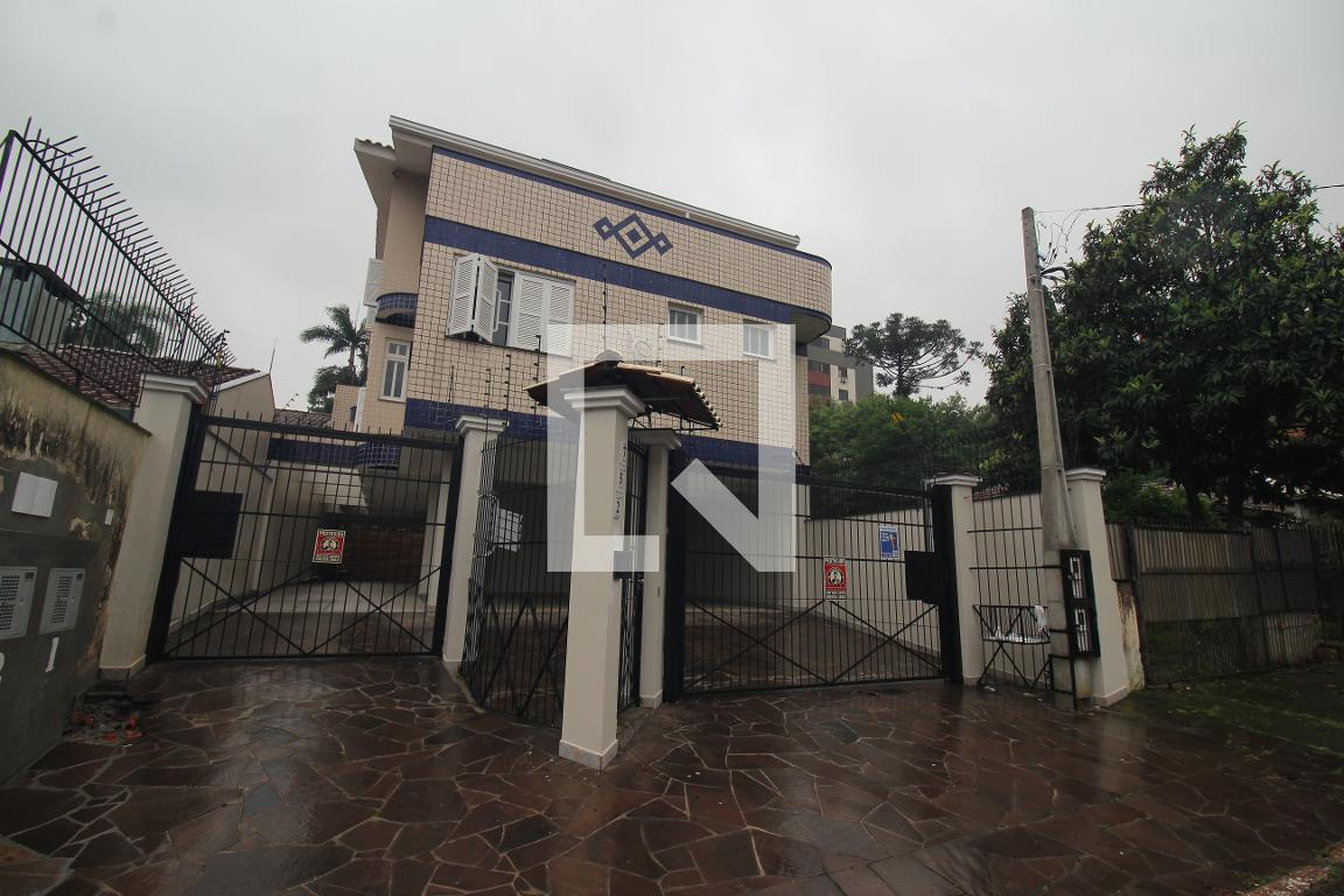 Fachada do Prédio Condomínio em Rua Euclídes da Cunha, 257