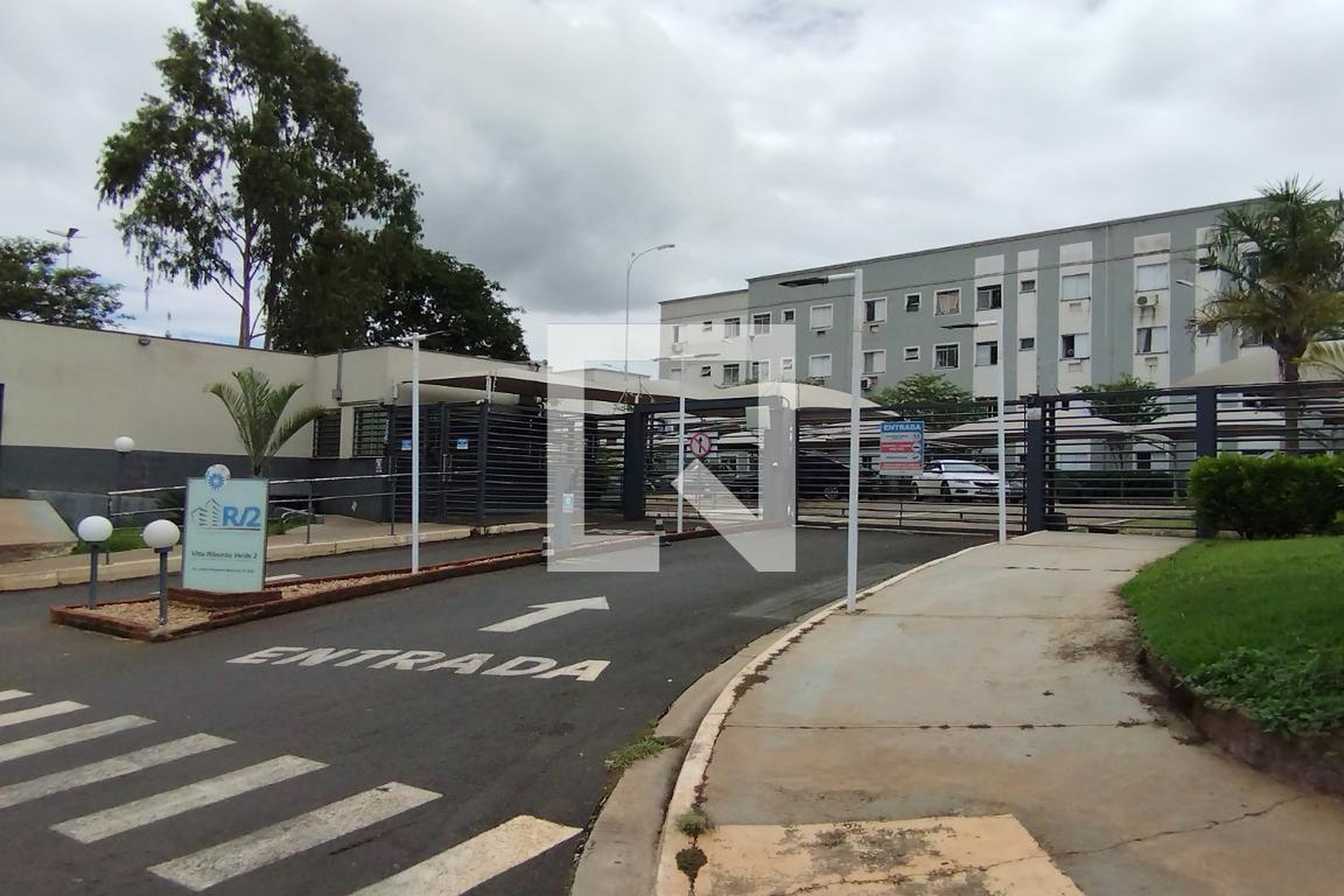 Fachada Condomínio em Estrada Antônia Mugnatto Marincek, 22