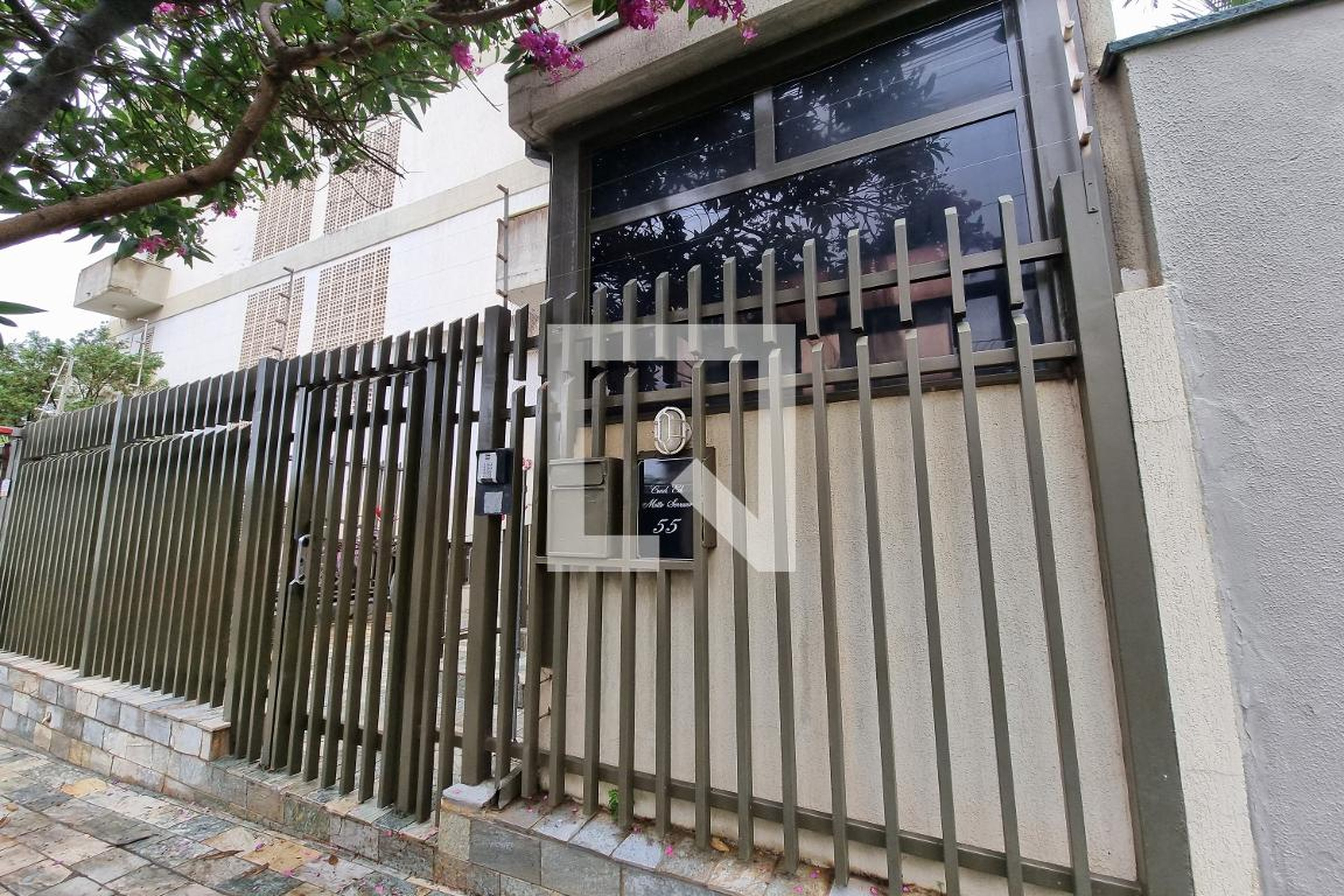 Fachada Condomínio em Rua Batatais, 35