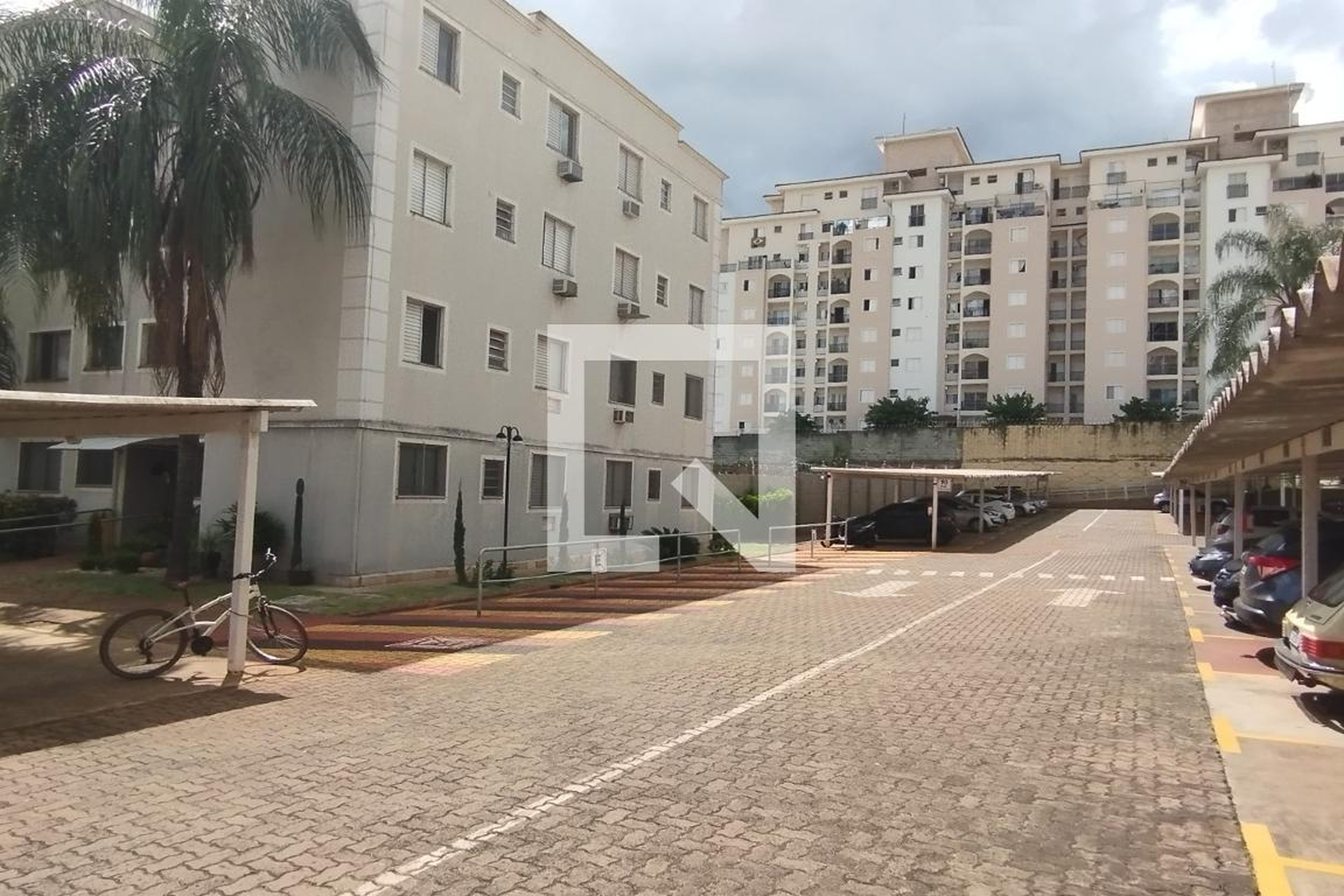 Estacionamento - Parque Romano