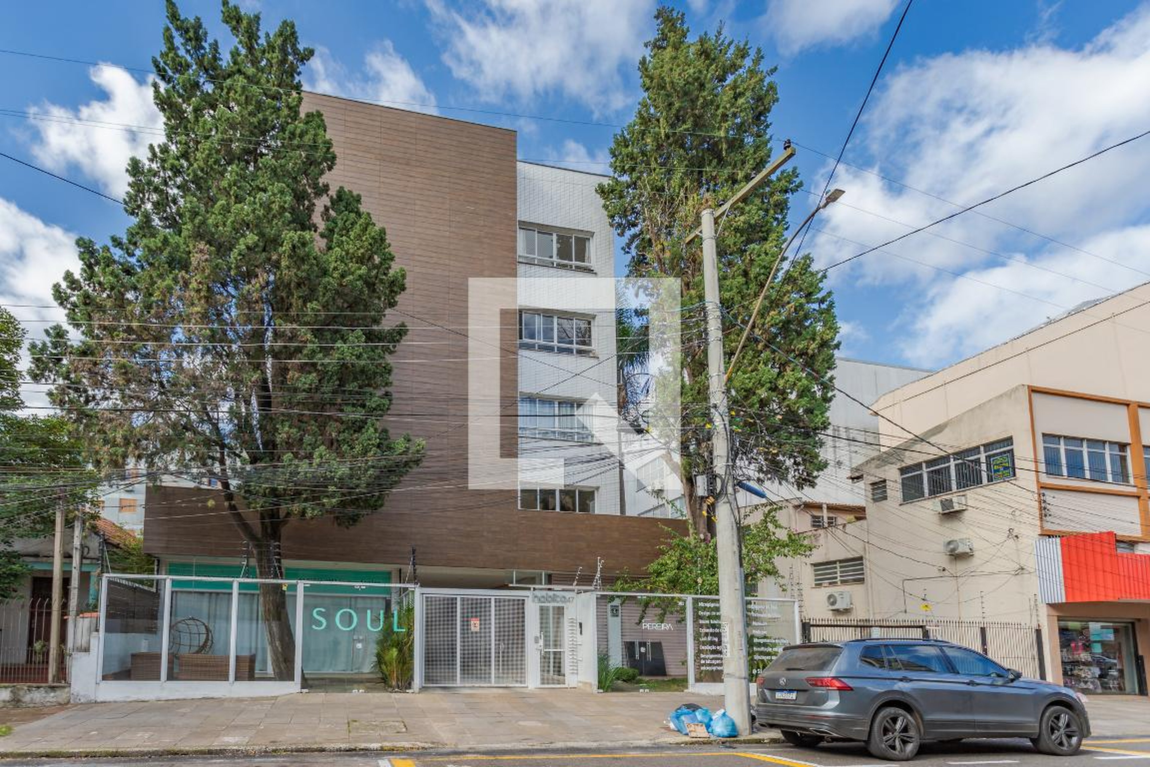 Fachada Residencial Habita