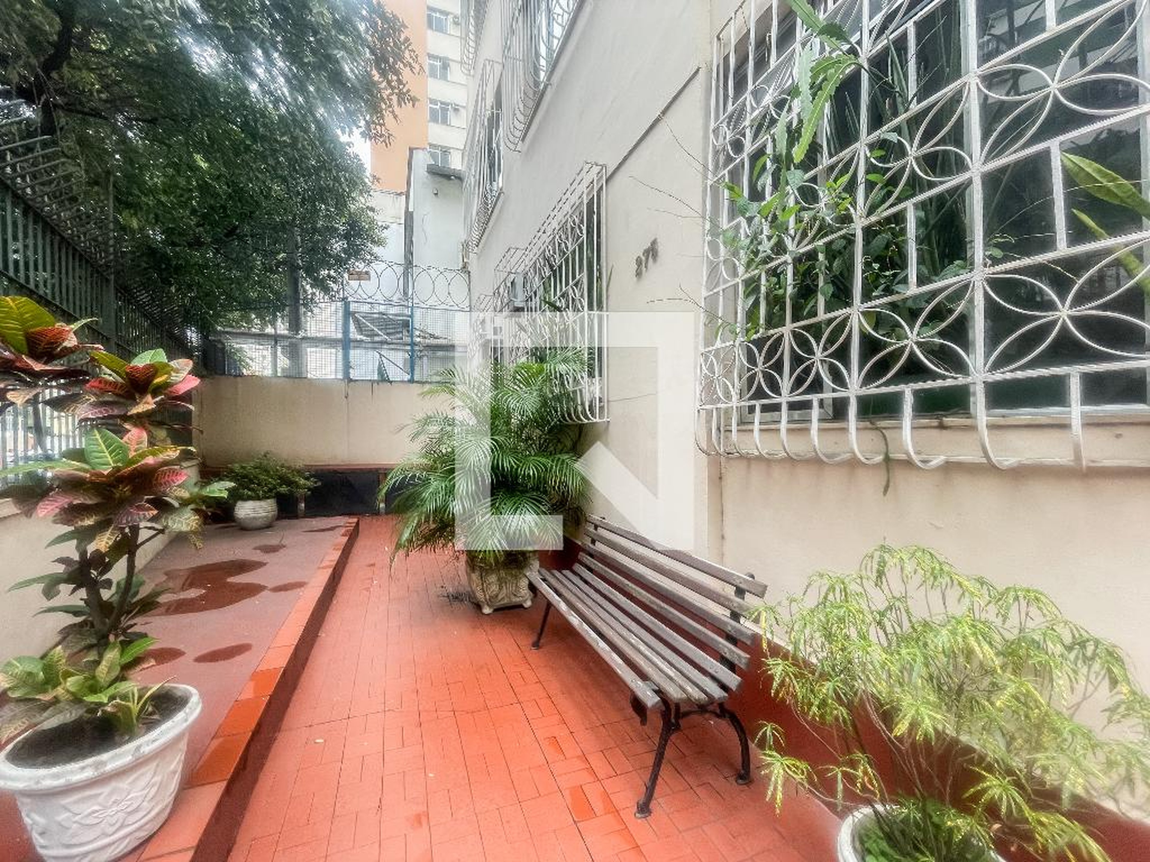 Fachada Condomínio em Rua José Higino, 275