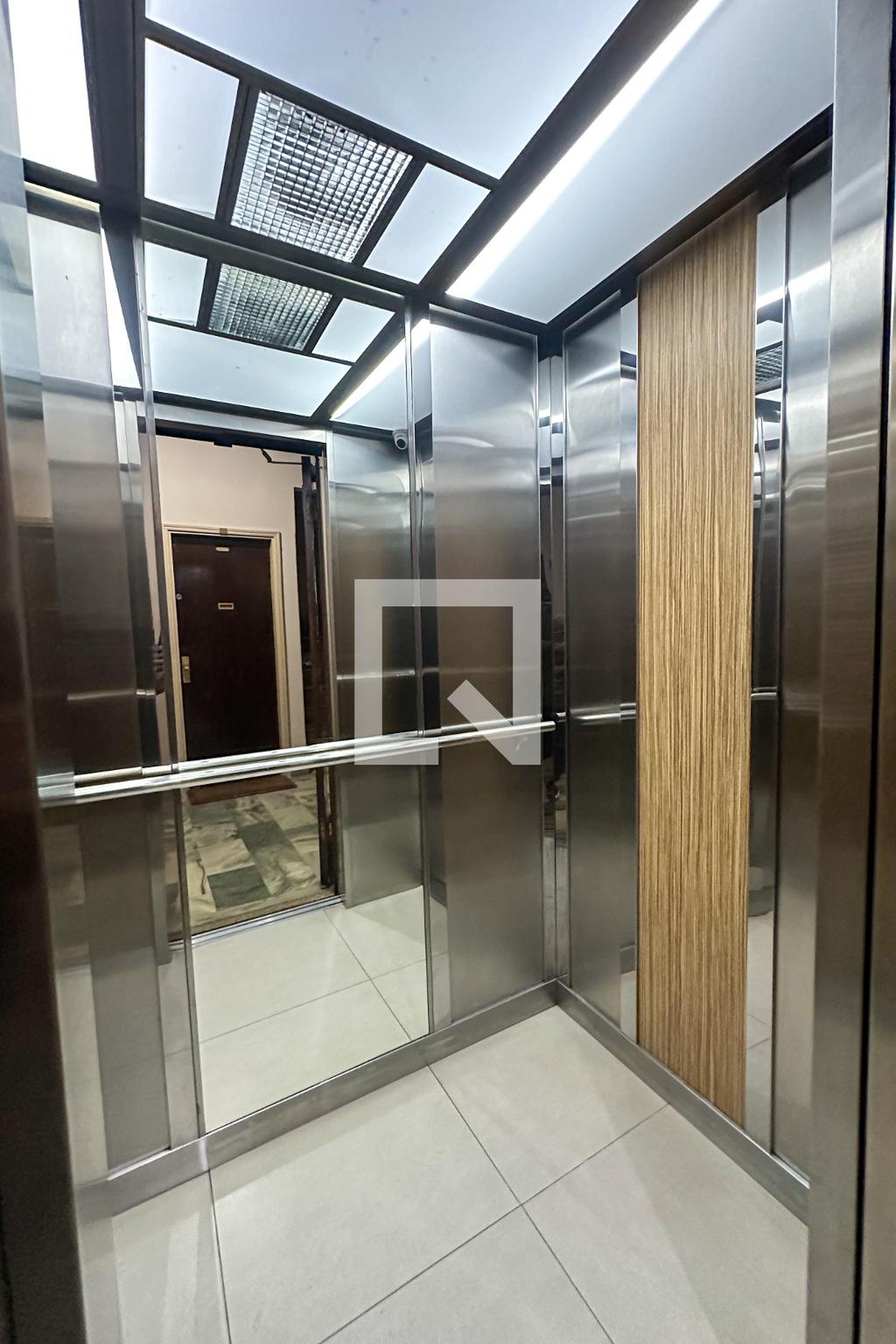 Elevador - Edifício Rydlaves