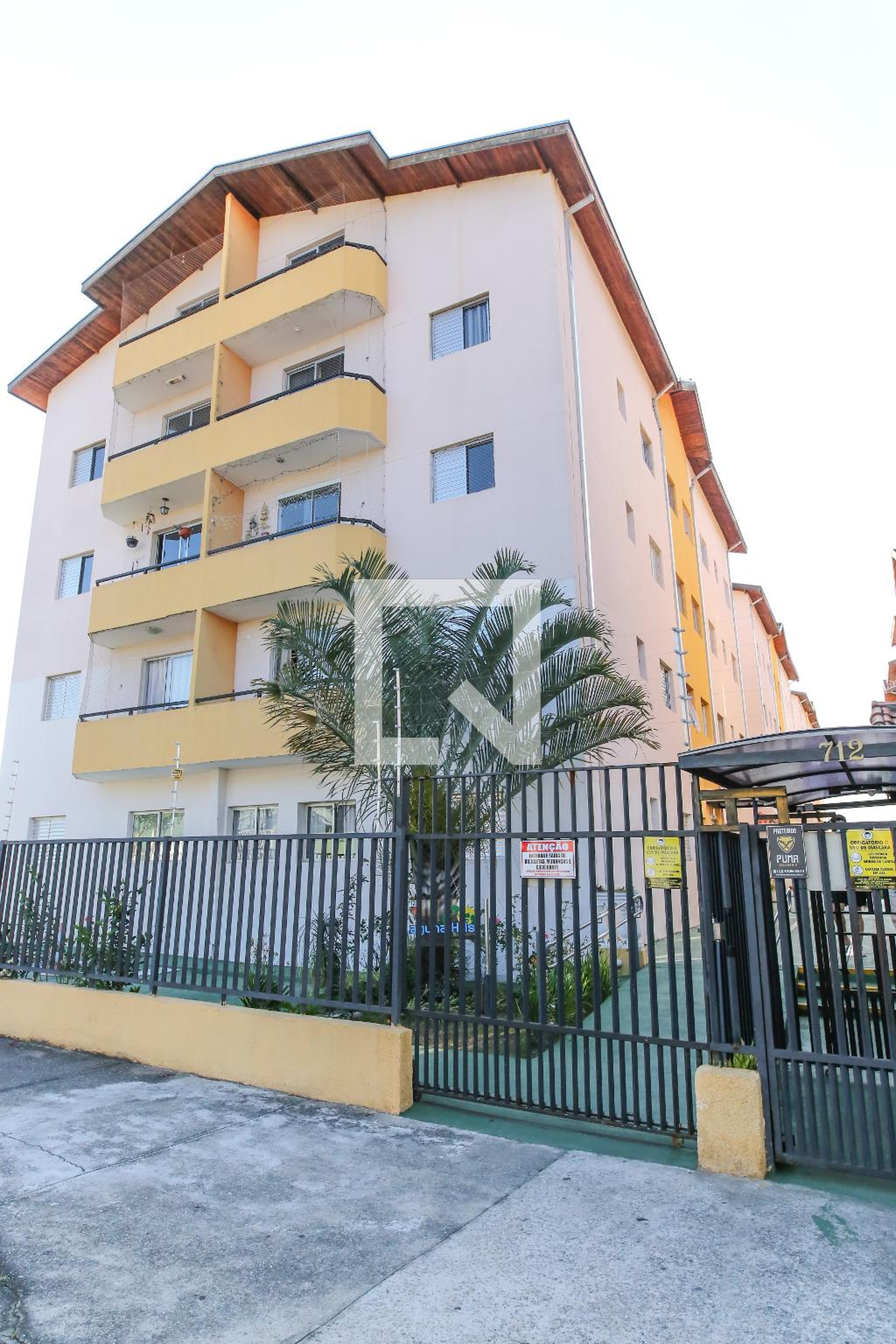 Fachada Condomínio Laguna Hill