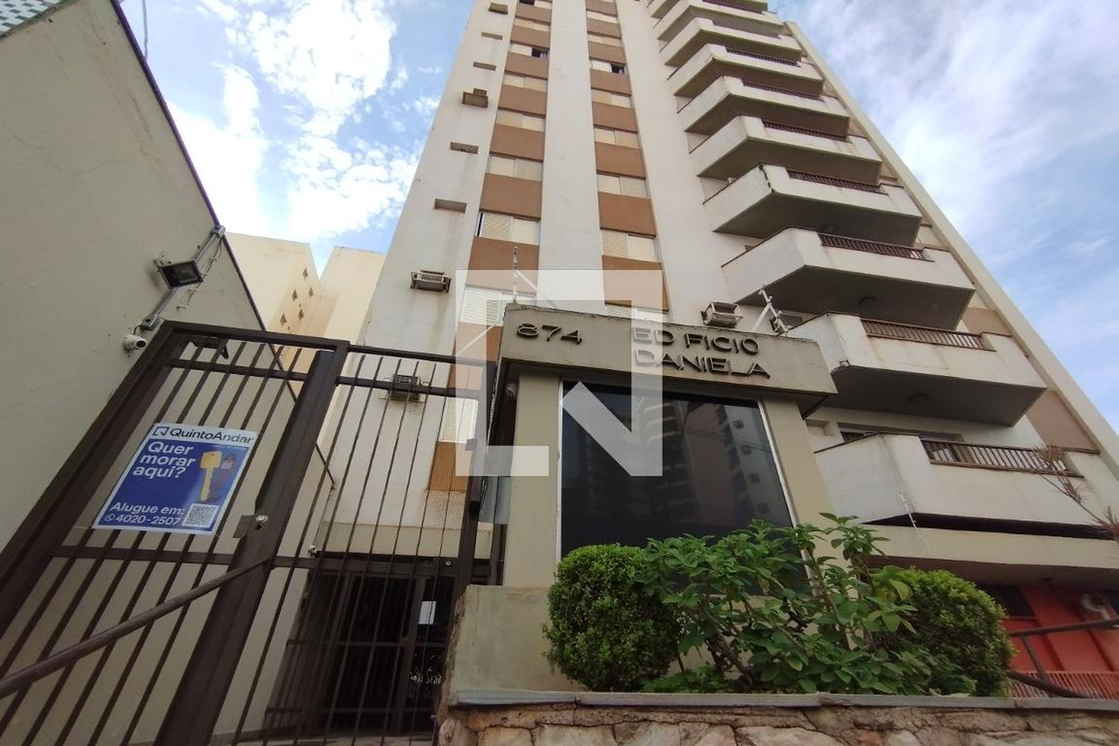 Fachada Edificio Daniela