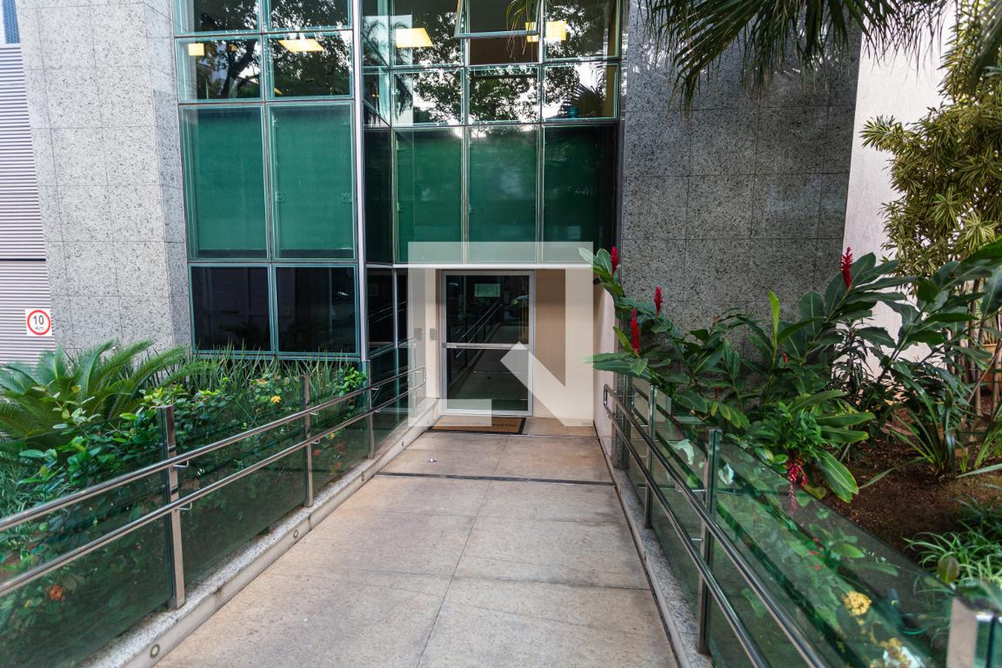 Hall de Entrada - Ed. Caravaggio