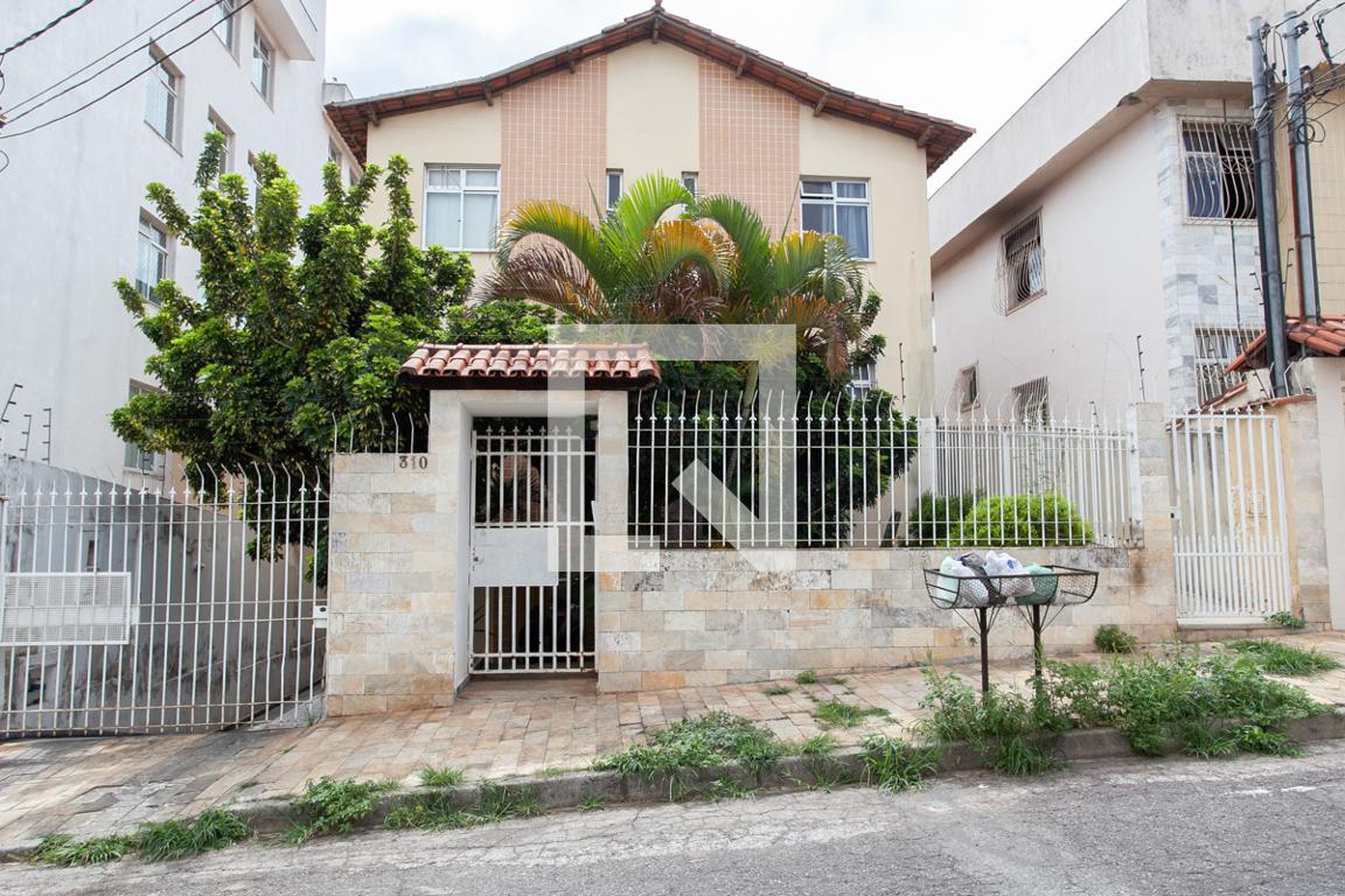 Fachada Condomínio em Rua Ezio Mário Terenzi, 310