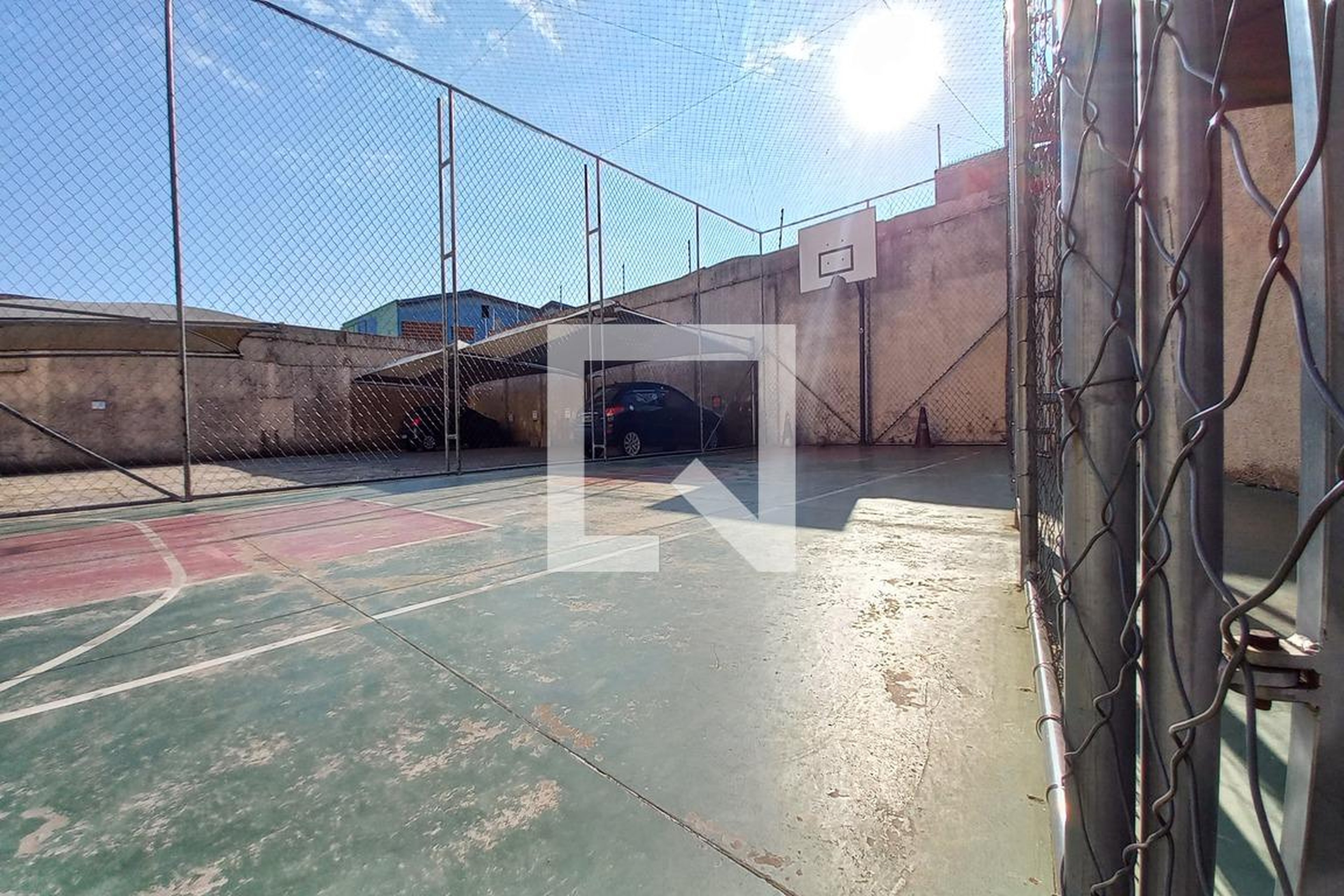 Quadra Esportiva Condomínio em Rua Martinópolis, 450