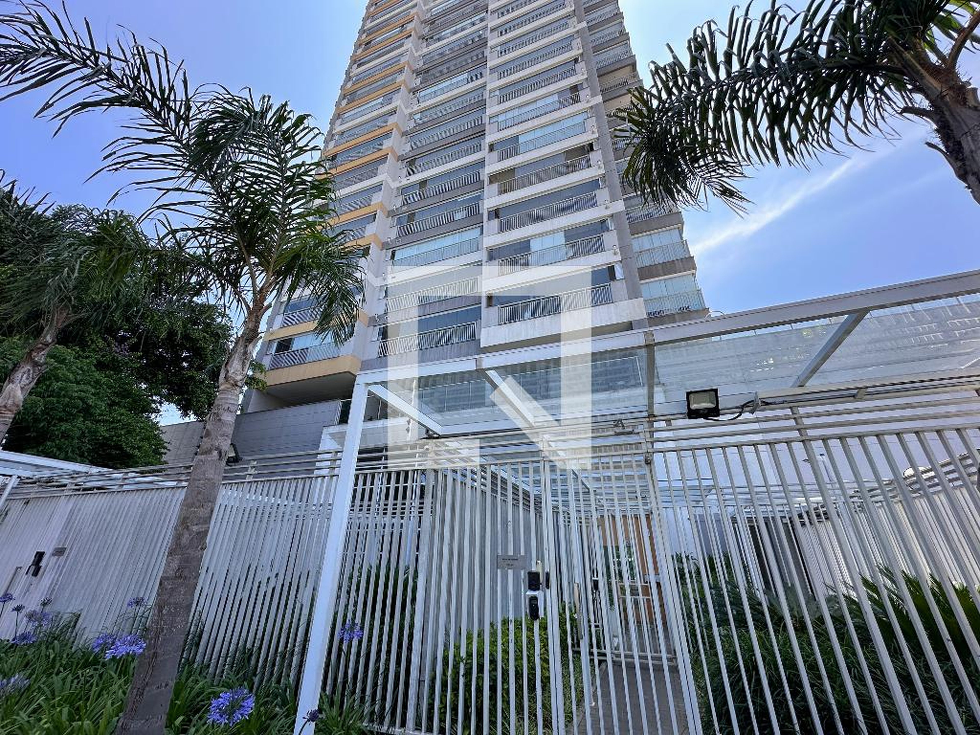 Fachada Condomínio em Praça Dom Francisco de Sousa, 232