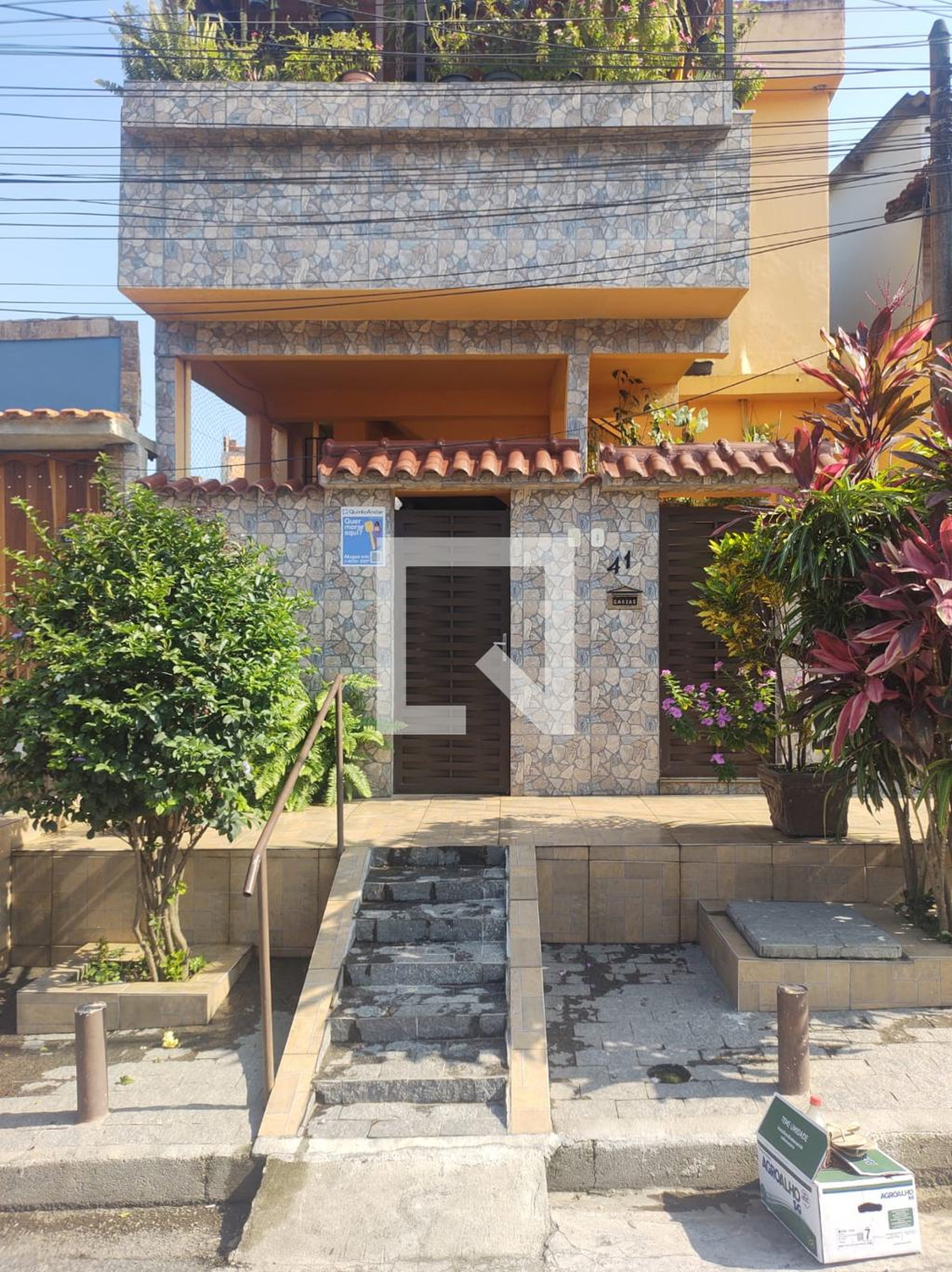 Fachada Condomínio em Rua Caravelas, 41