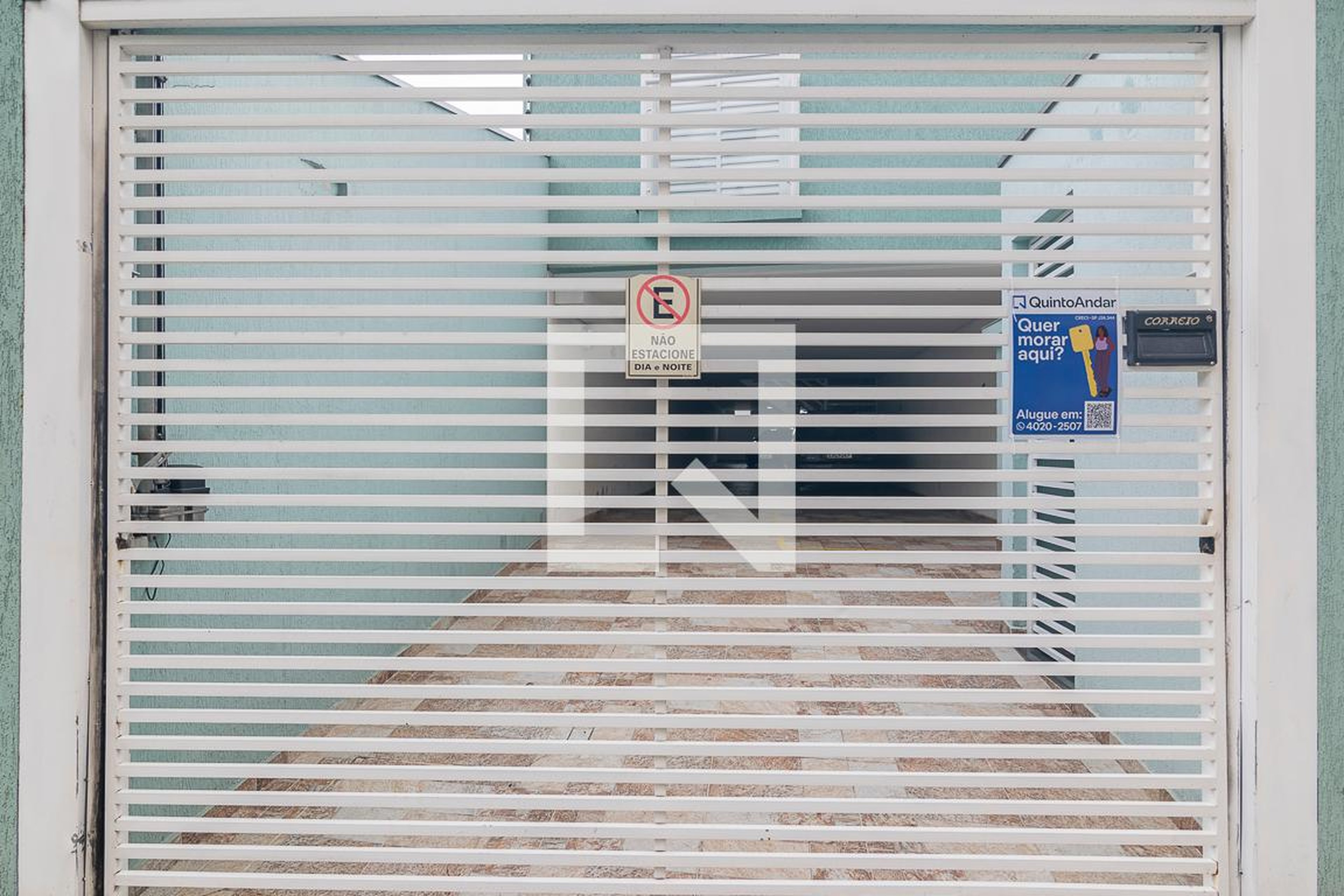 Fachada Condomínio em Rua Sumaré, 708