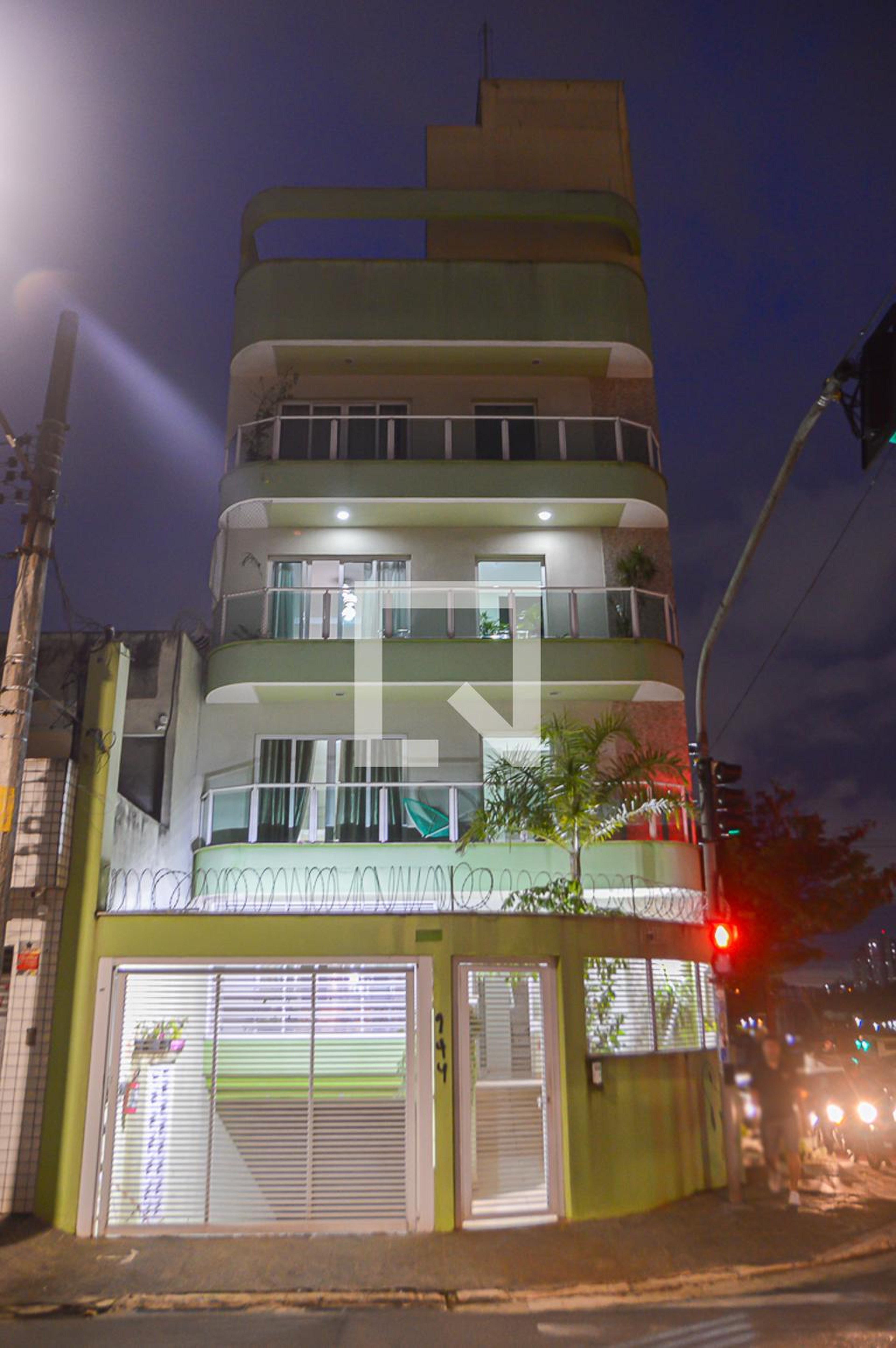 Fachada do Prédio Condomínio em Rua Brasil, 144