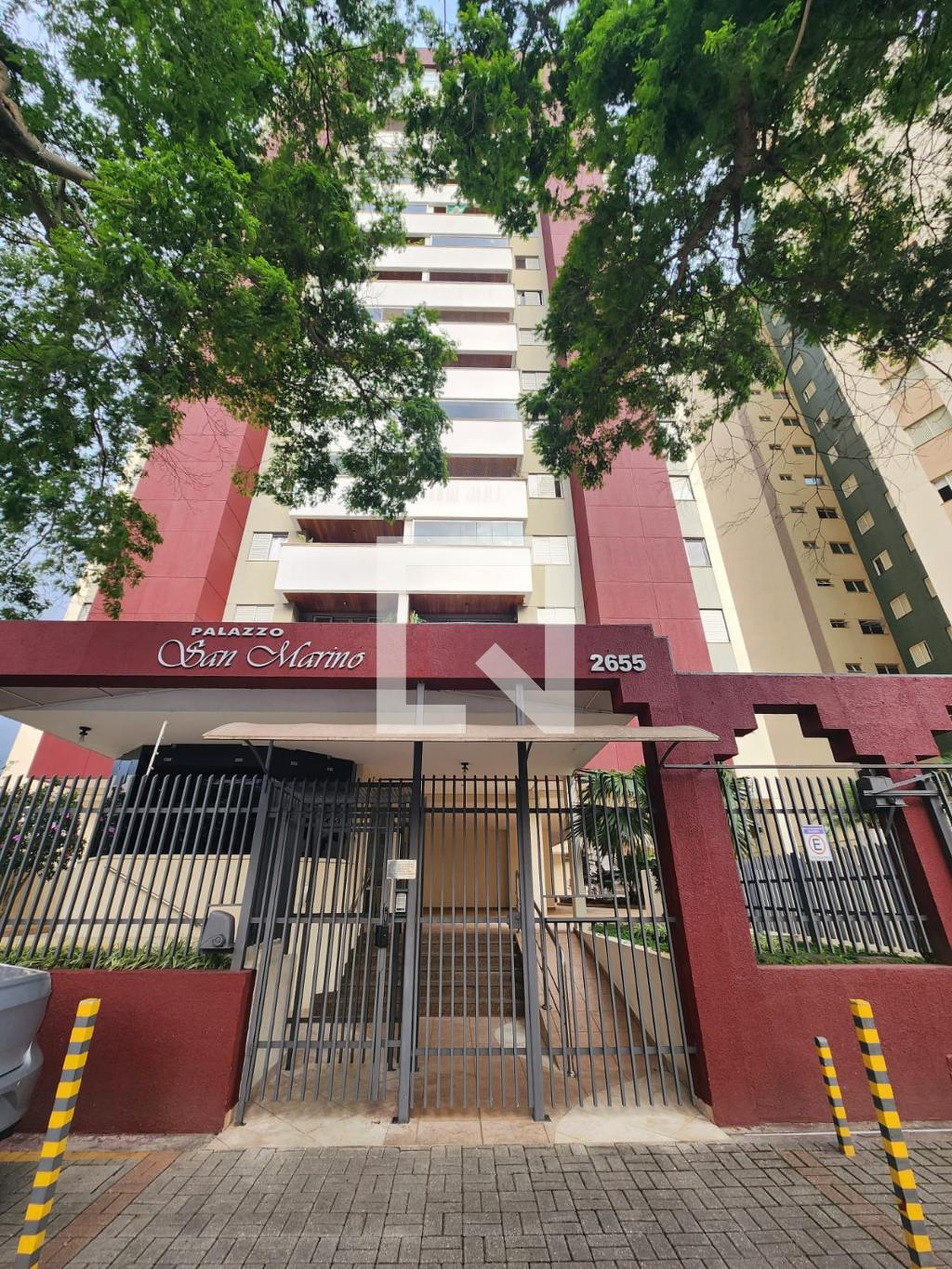 Fachada Edifício Palazzo San Marino