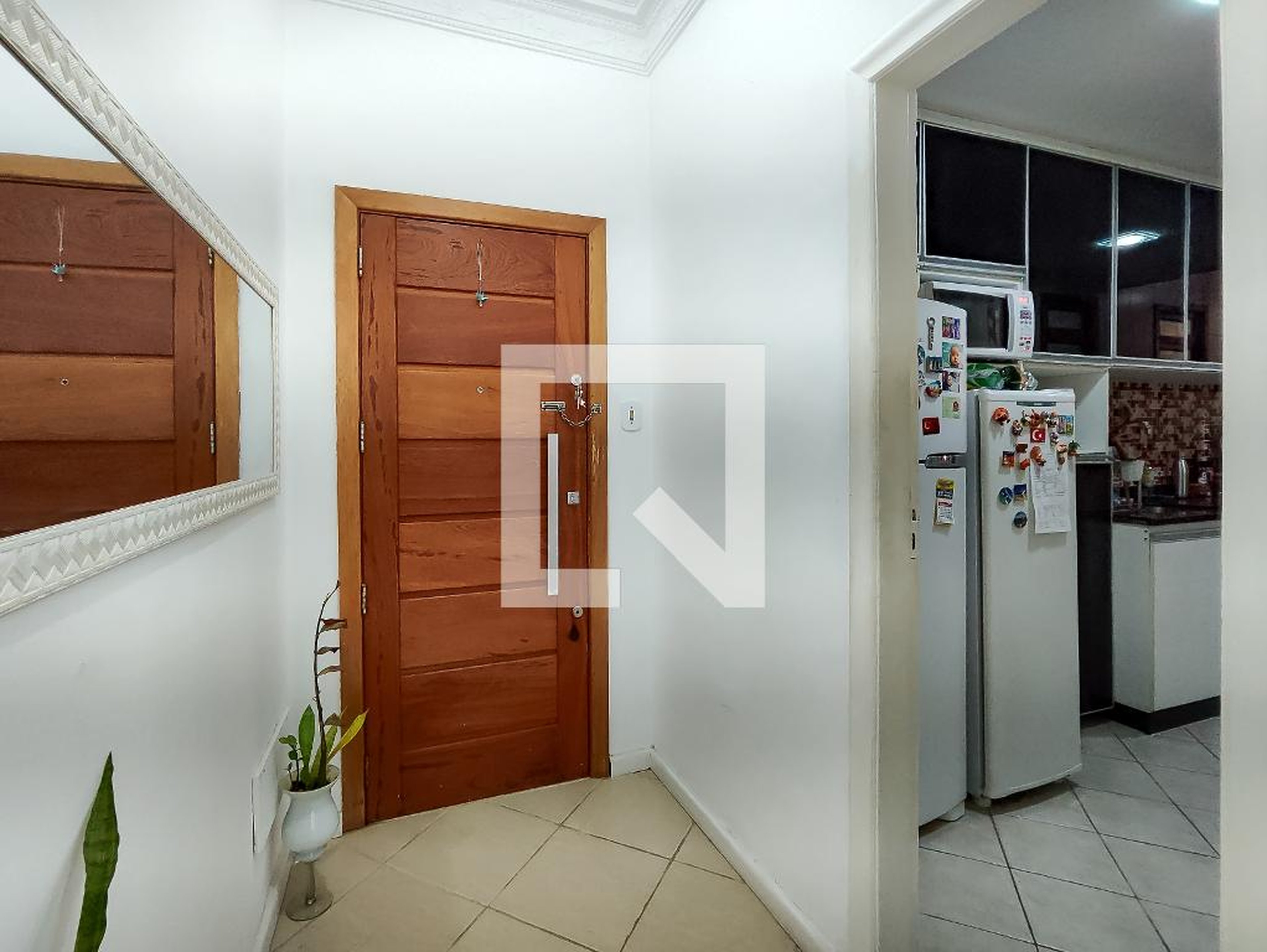 Entrada Condomínio em Rua Dulce, 148