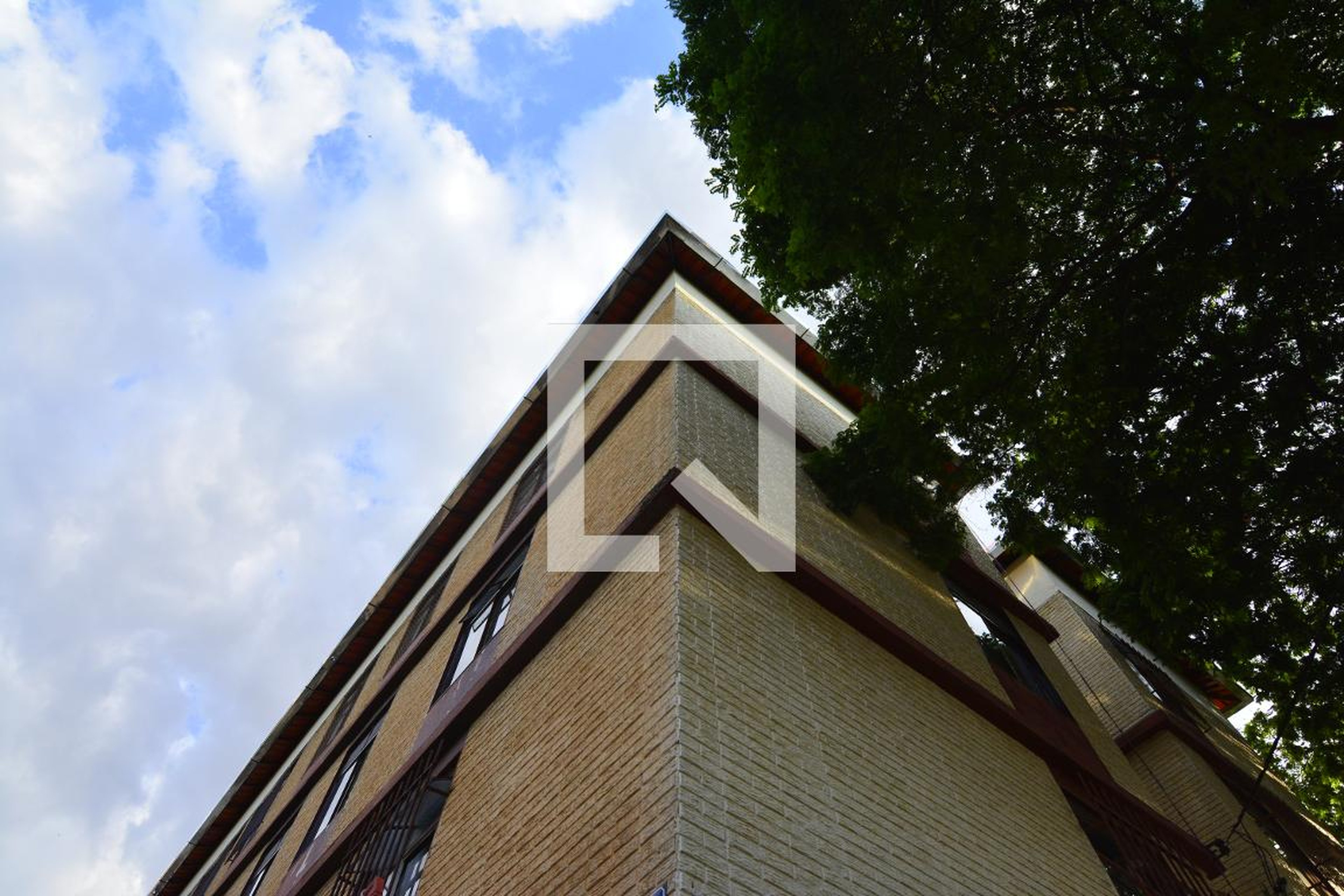 Fachada Condomínio em Avenida Amintas Vidal Gomes, 1649