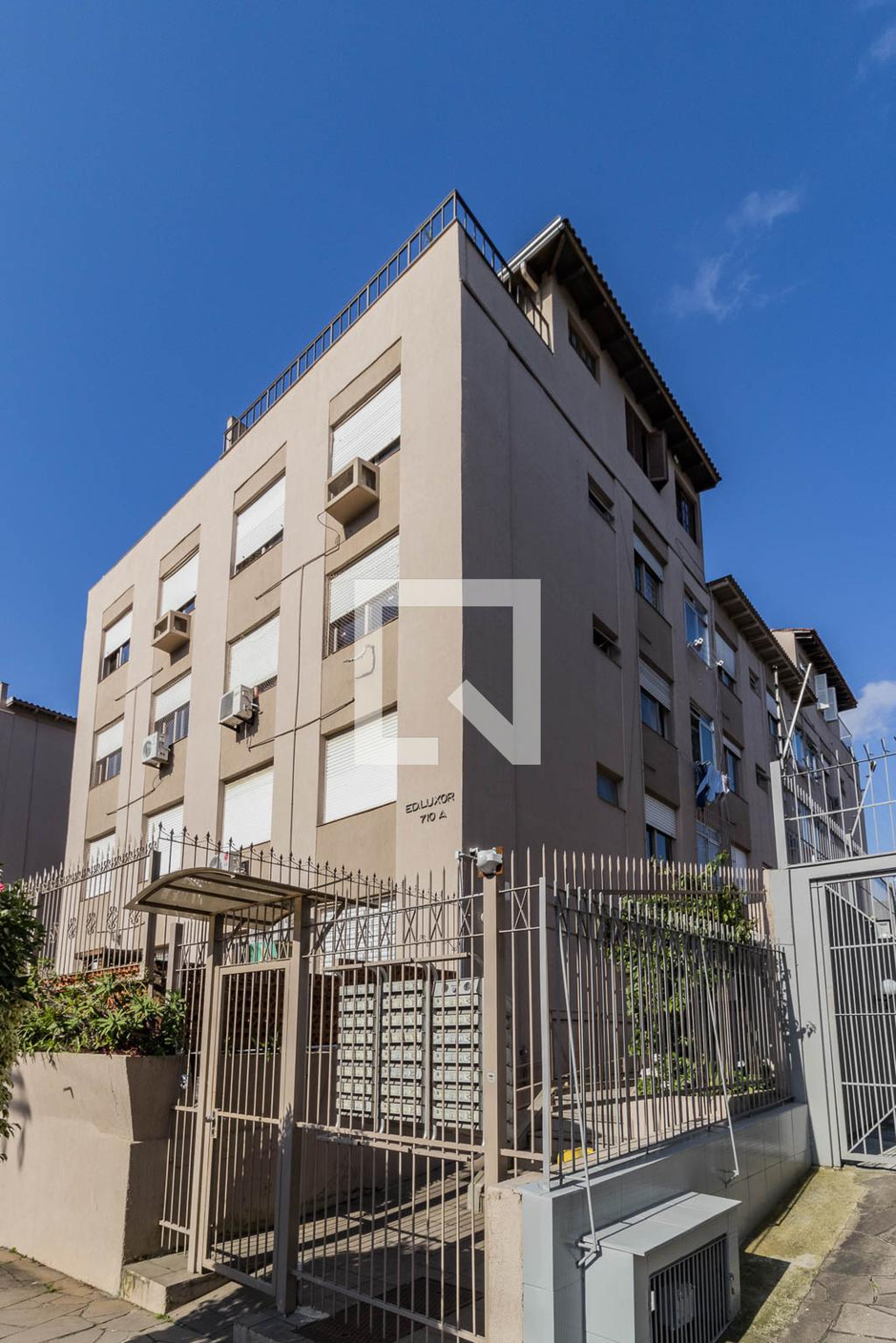 Fachada Condomínio Luxor