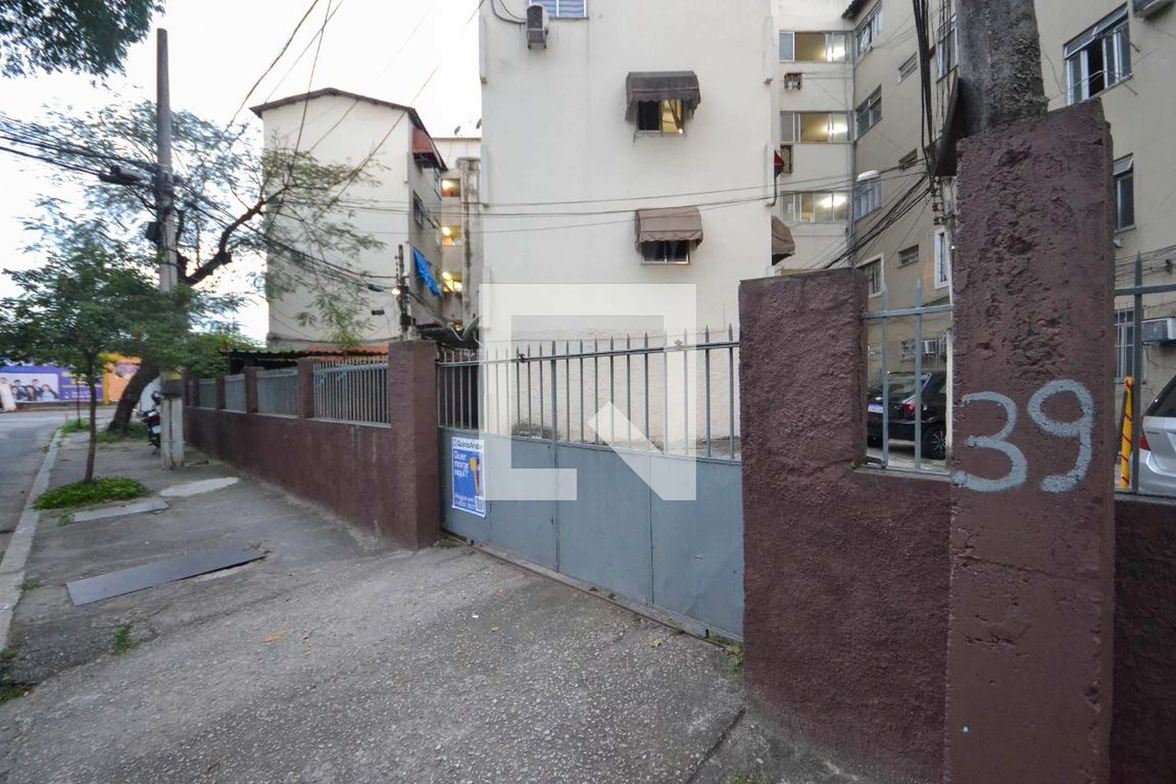 Fachada Condomínio em Rua Bolívia, 39